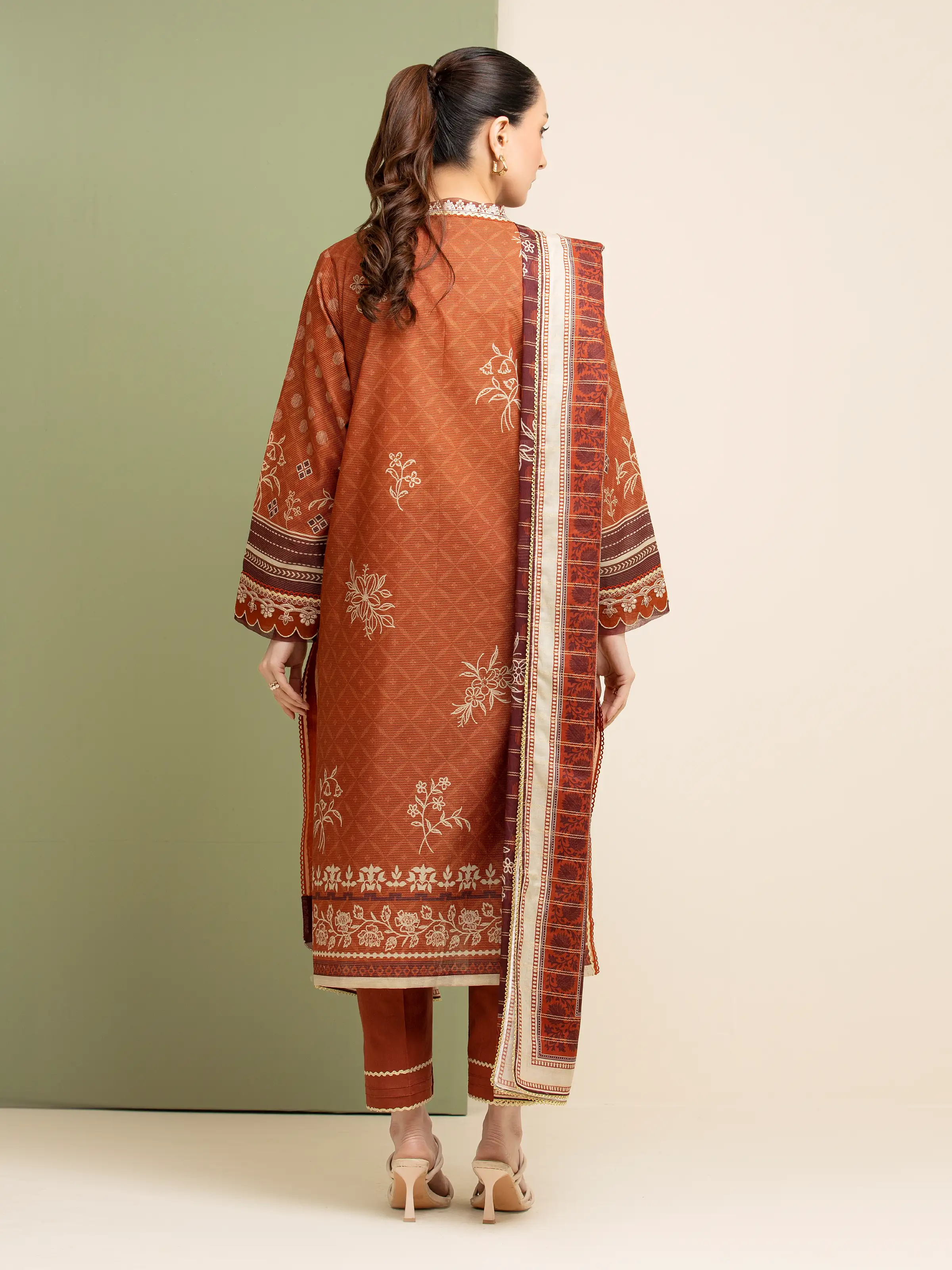 Unstitched Embroidered Zari Lawn Suit - EWU5V1-31201-3P - Image 2