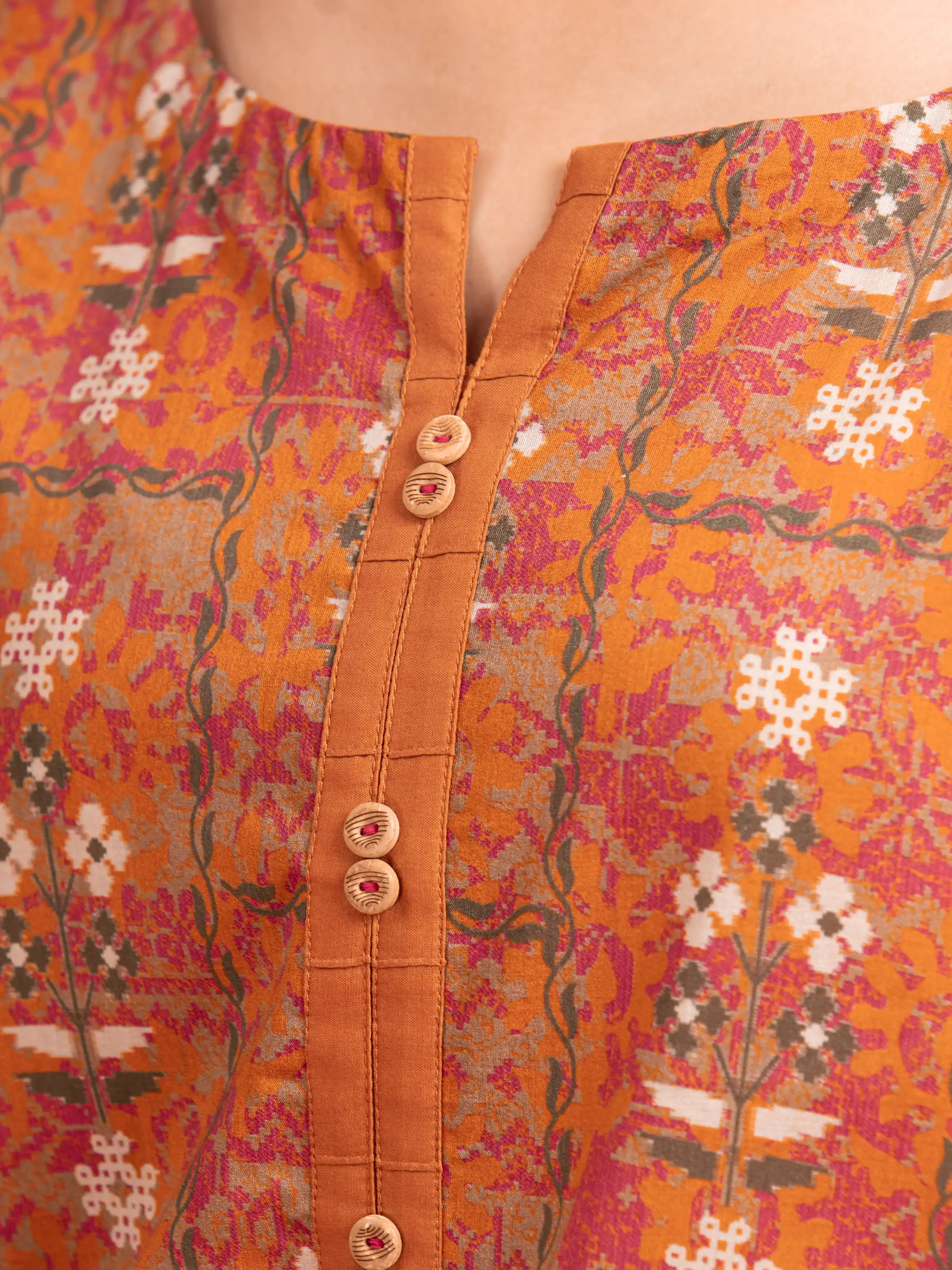 Unstitched Printed Khaddar Suit - EWU24A3-27179-3P - Image 3