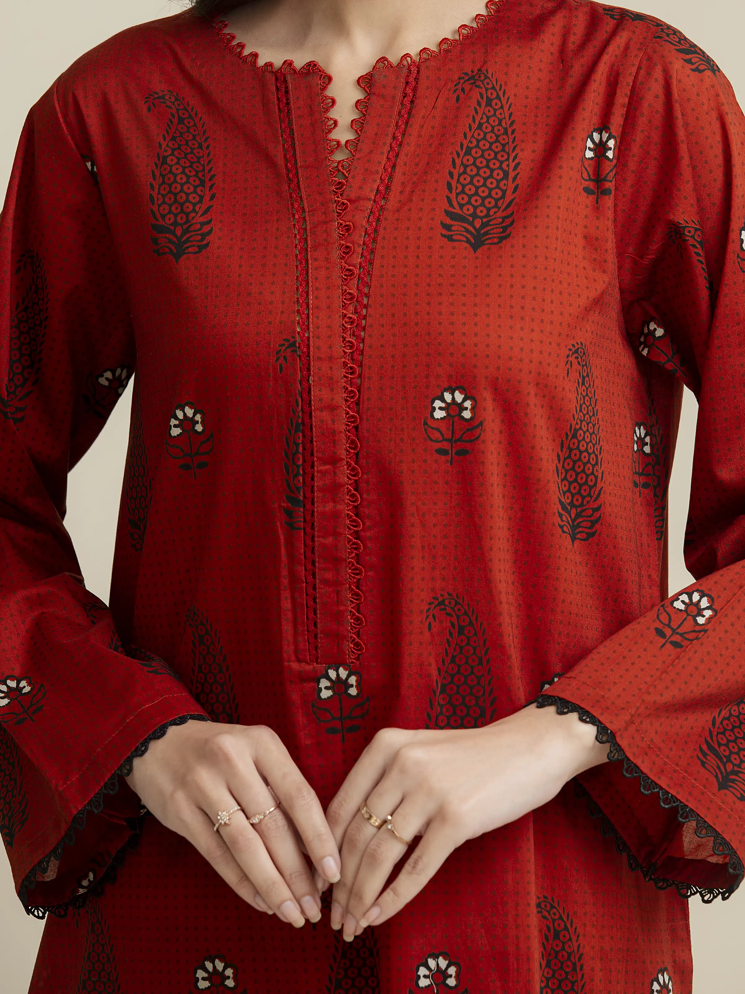 Unstitched Printed Lawn Suit - EWU5A1-35127-3P - Image 4