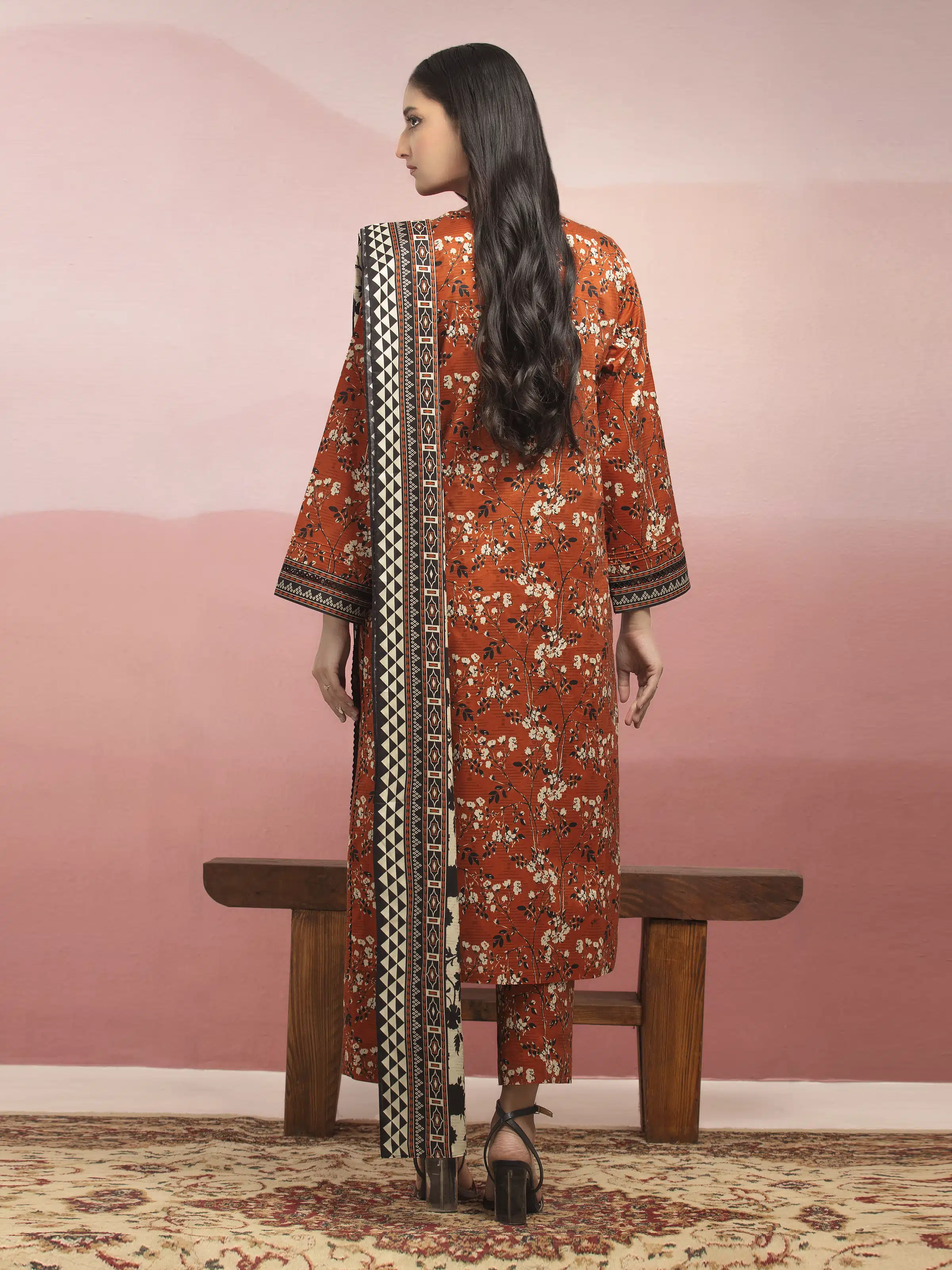 Unstitched Printed Lawn Suit - EWU5A1-35133-3P - Image 2