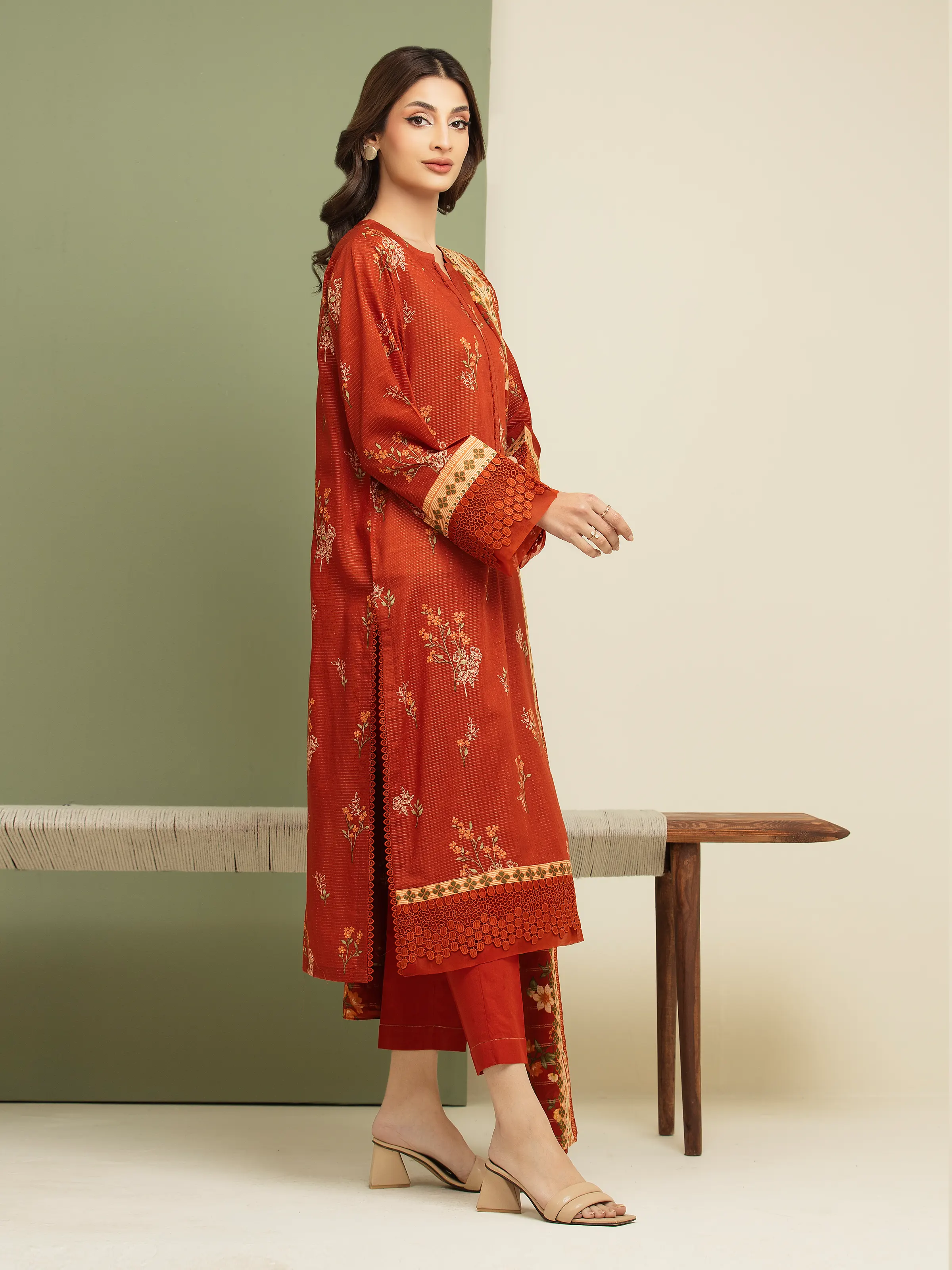 Unstitched Printed Zari Lawn Suit - EWU5M6-008-3P - Image 3