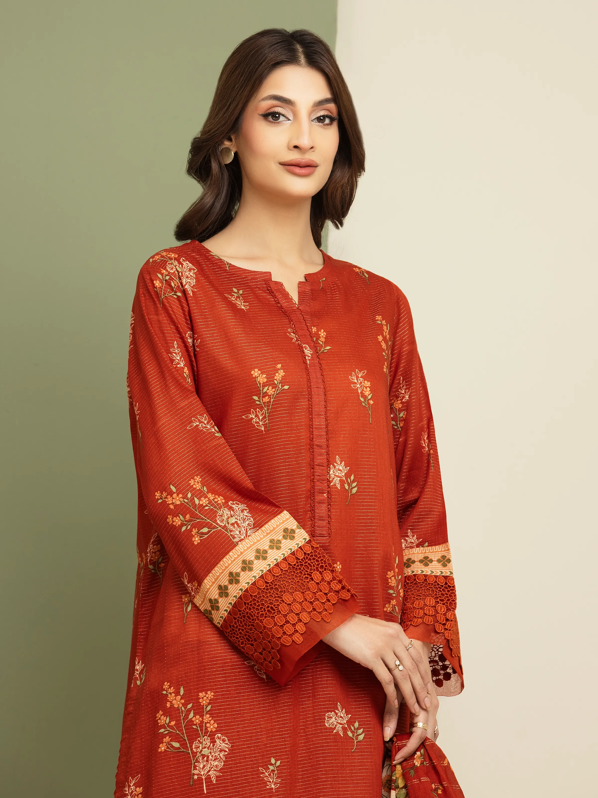 Unstitched Printed Zari Lawn Suit - EWU5M6-008-3P - Image 4
