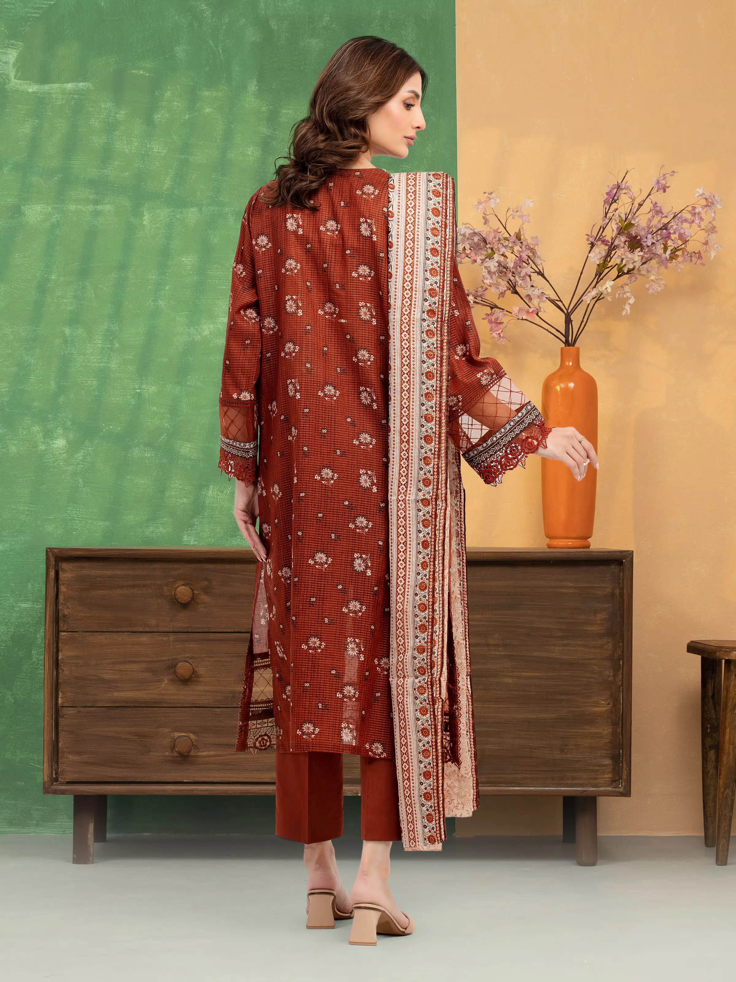 Unstitched Printed Zari Lawn Suit - EWU5M6-025-3P - Image 4