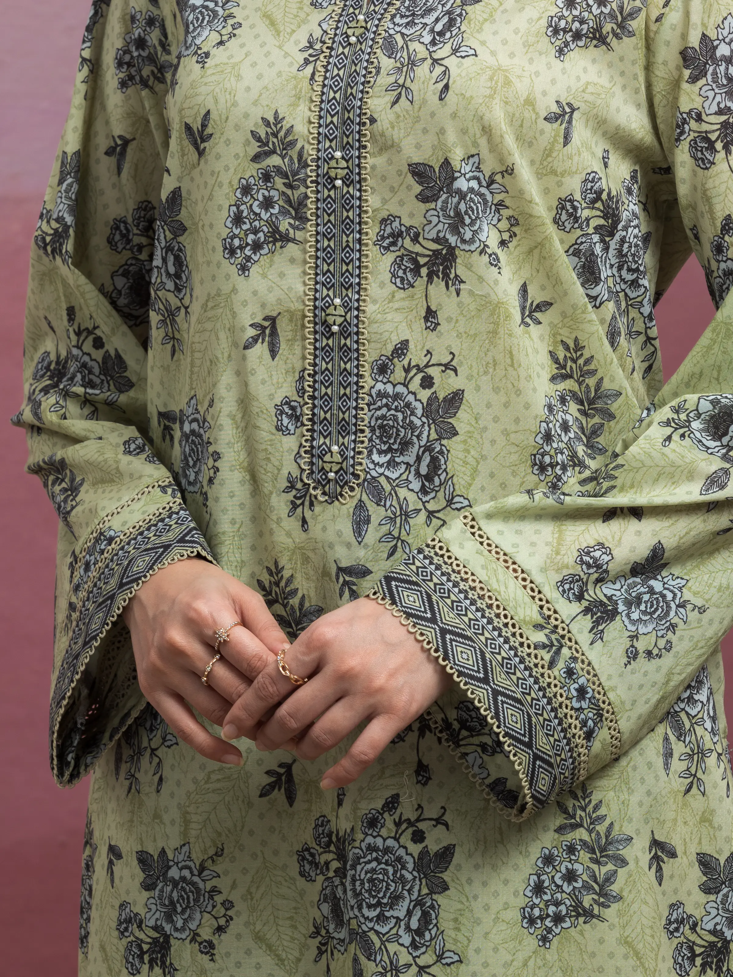 Unstitched Printed Lawn Suit - EWU5A1-35067-3P - Image 2