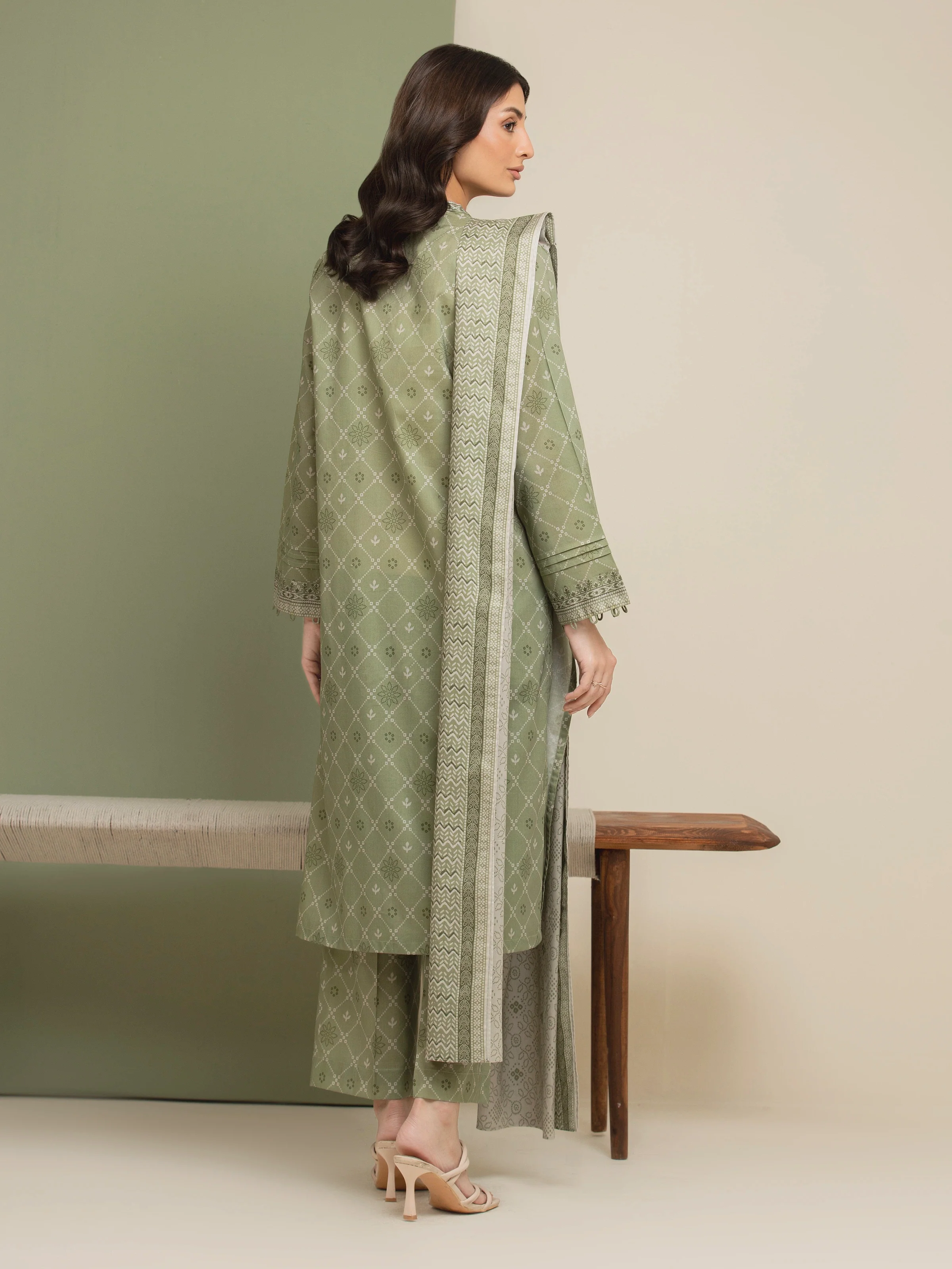 Unstitched Printed Lawn Suit - EWU5A1-35169-3P - Image 2