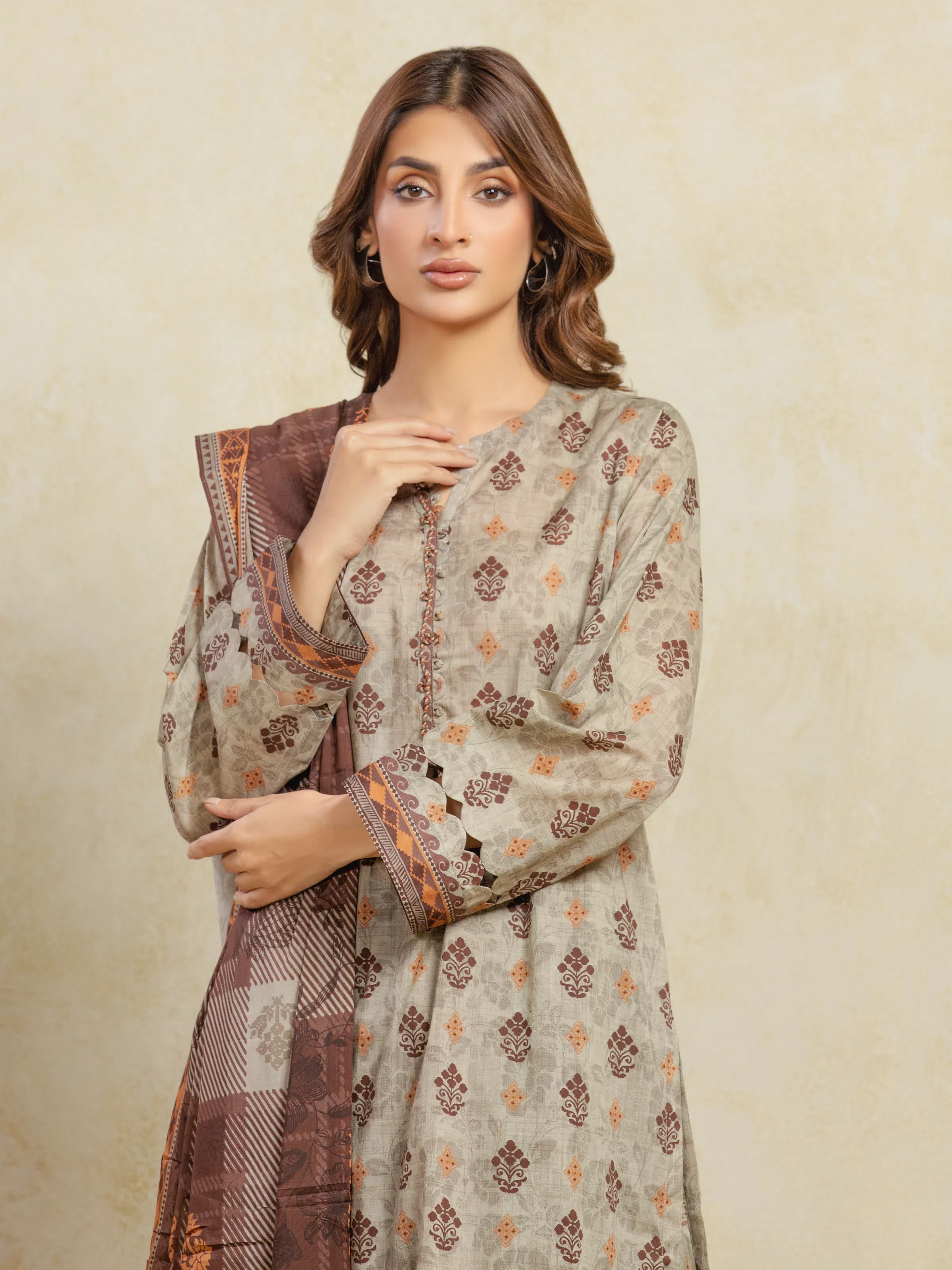 Unstitched Printed Khaddar Suit - EWU5A3-36102-3P - Image 2