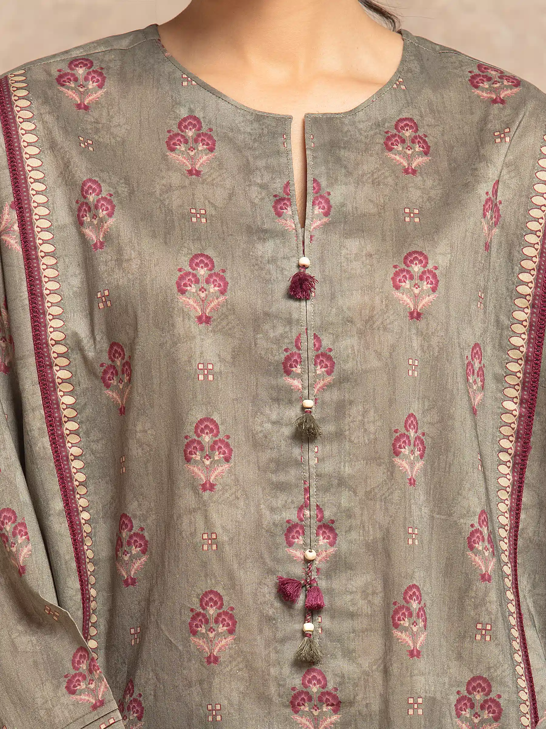 Unstitched Printed Khaddar Suit - EWU5A3-36122-3P - Image 3