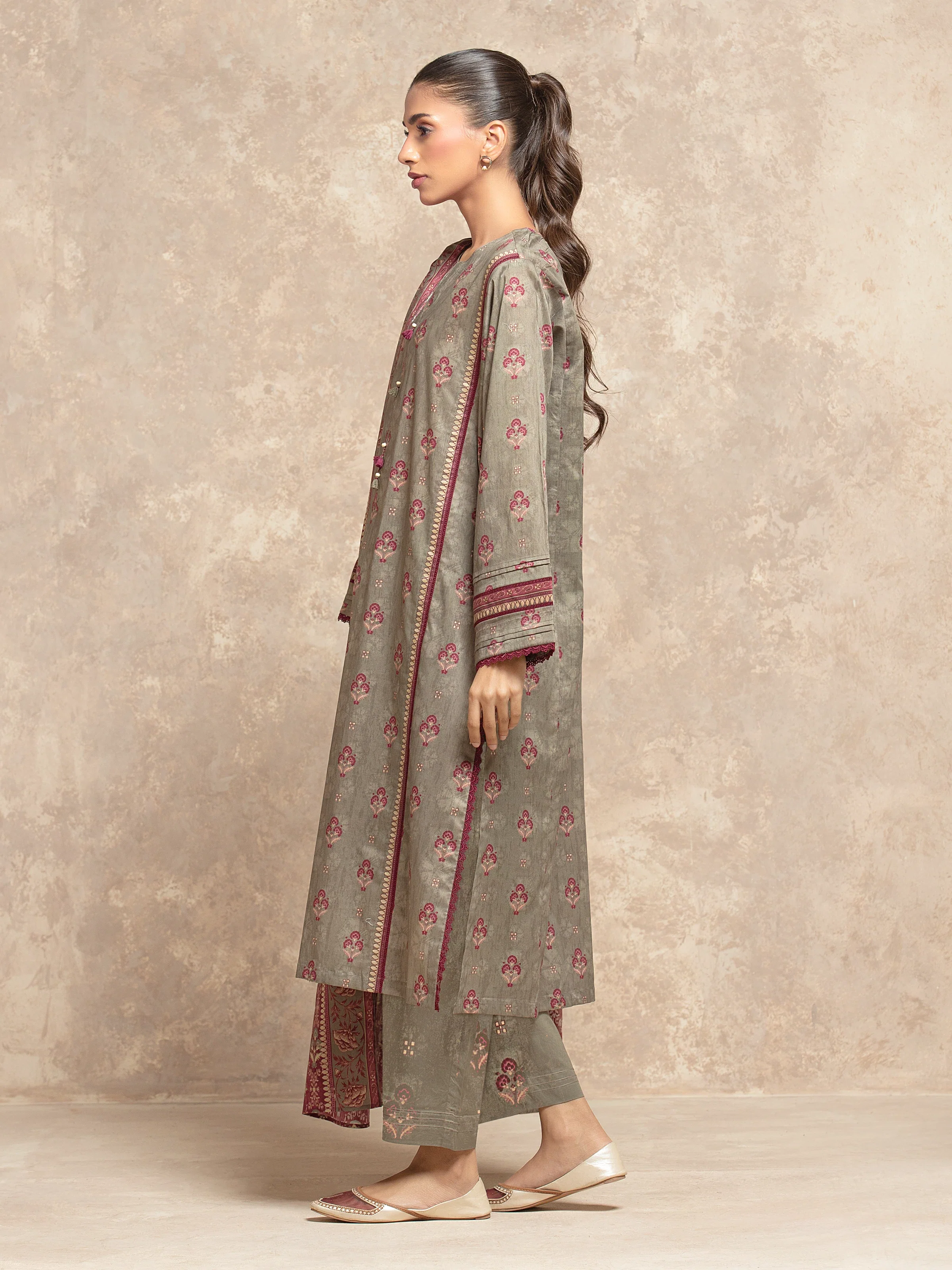 Unstitched Printed Khaddar Suit - EWU5A3-36122-3P - Image 4