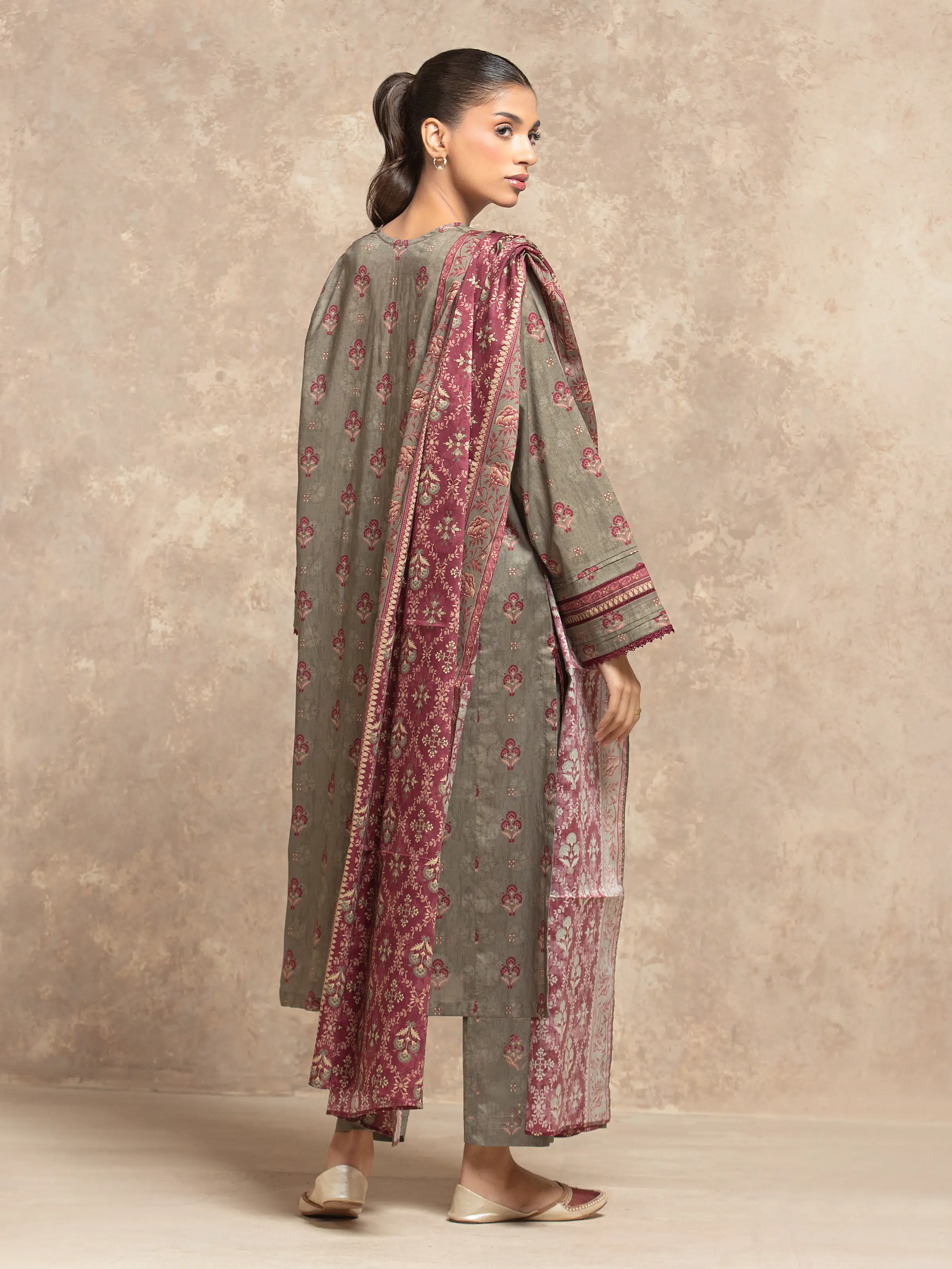 Unstitched Printed Khaddar Suit - EWU5A3-36122-3P - Image 5