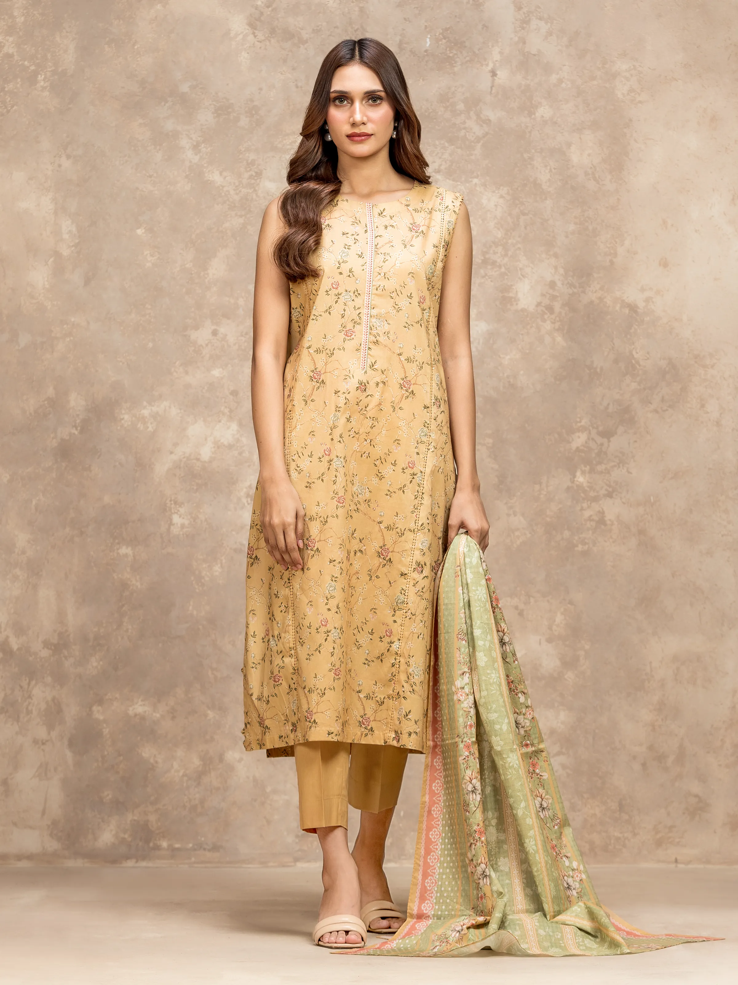 Unstitched Printed Lawn Suit - EWU6A1-36530-3P