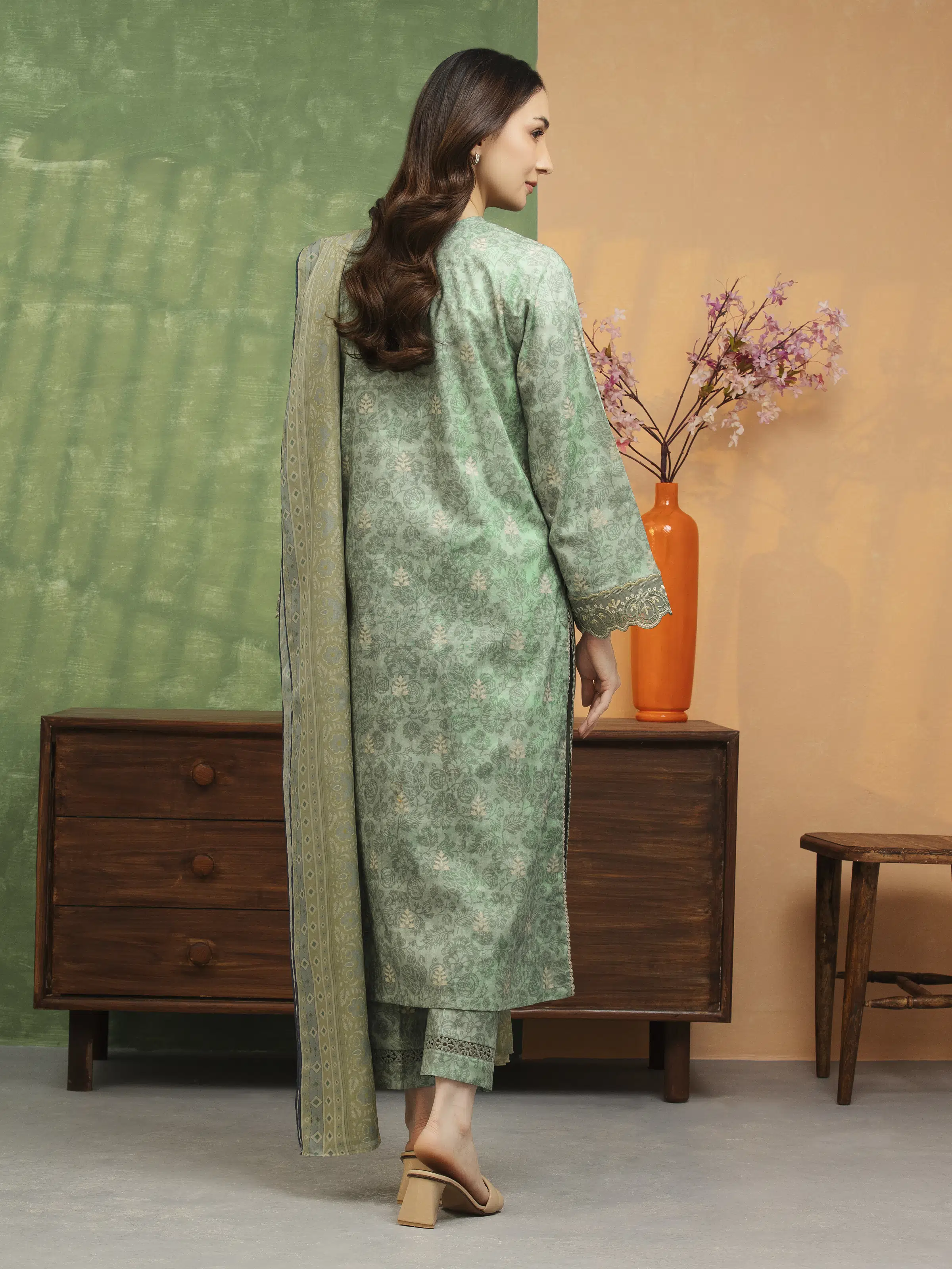 Unstitched Embroidered Lawn Suit - EWU5V1-31417-3P - Image 2