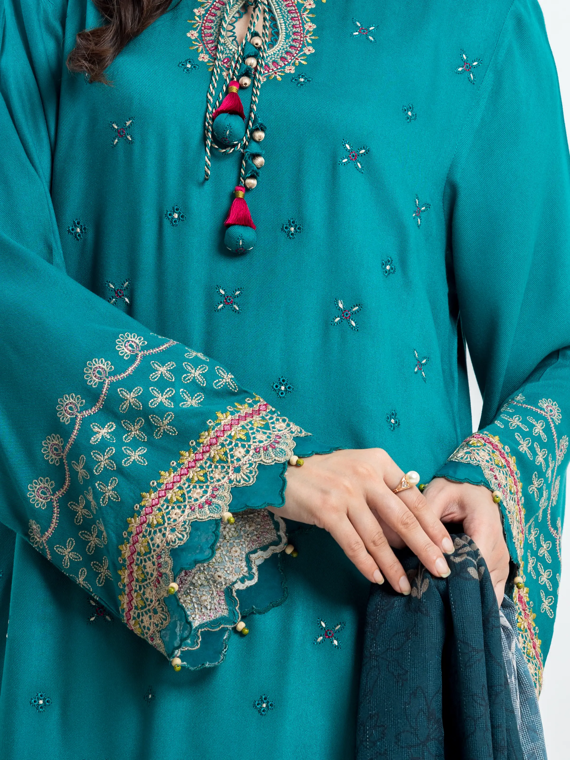 Unstitched Embroidered Viscose Suit - EWU24V13-30230-3P - Image 3
