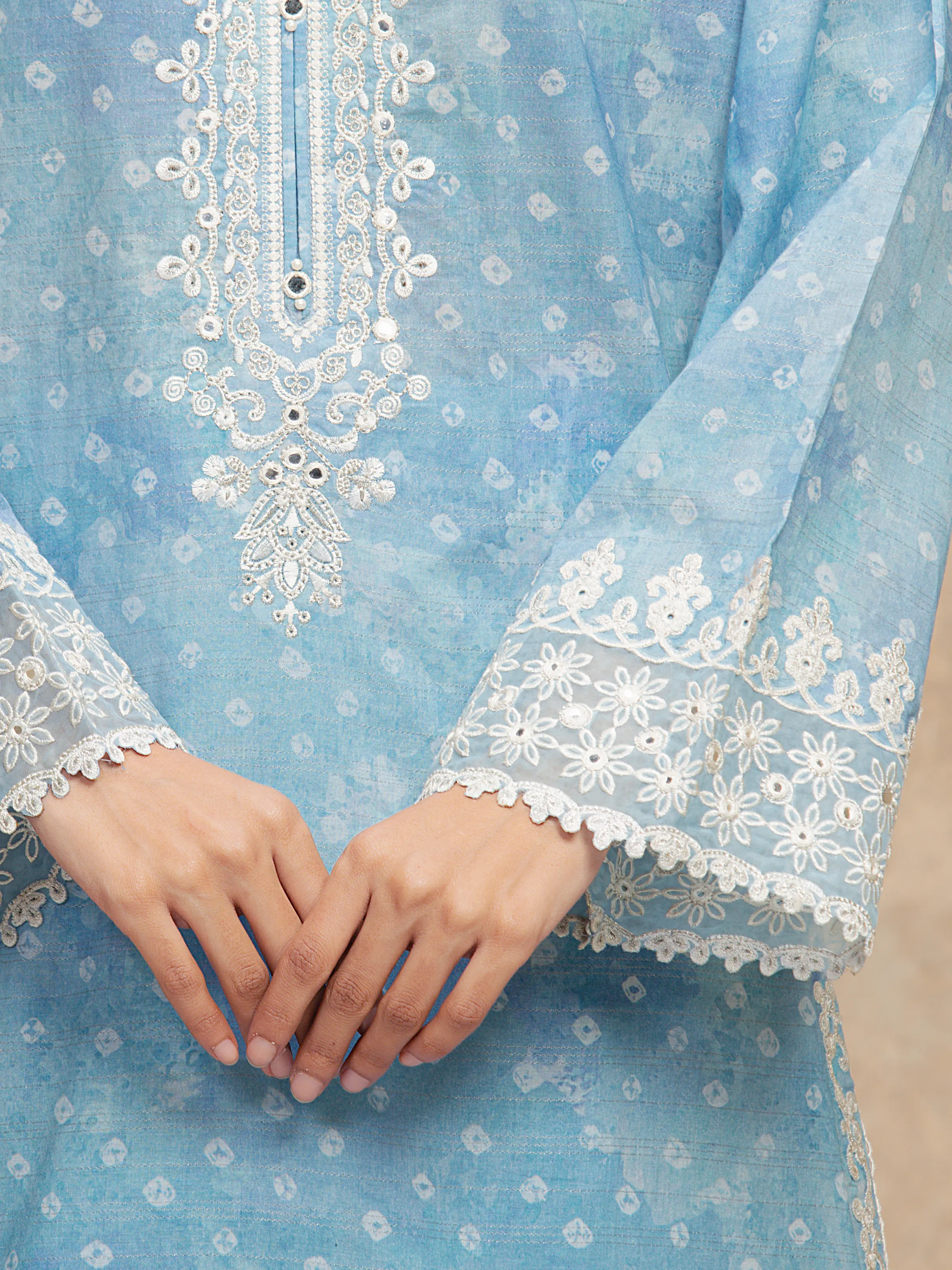 Unstitched Embroidered Lawn Suit - EWU5V1-31876-3P - Image 3