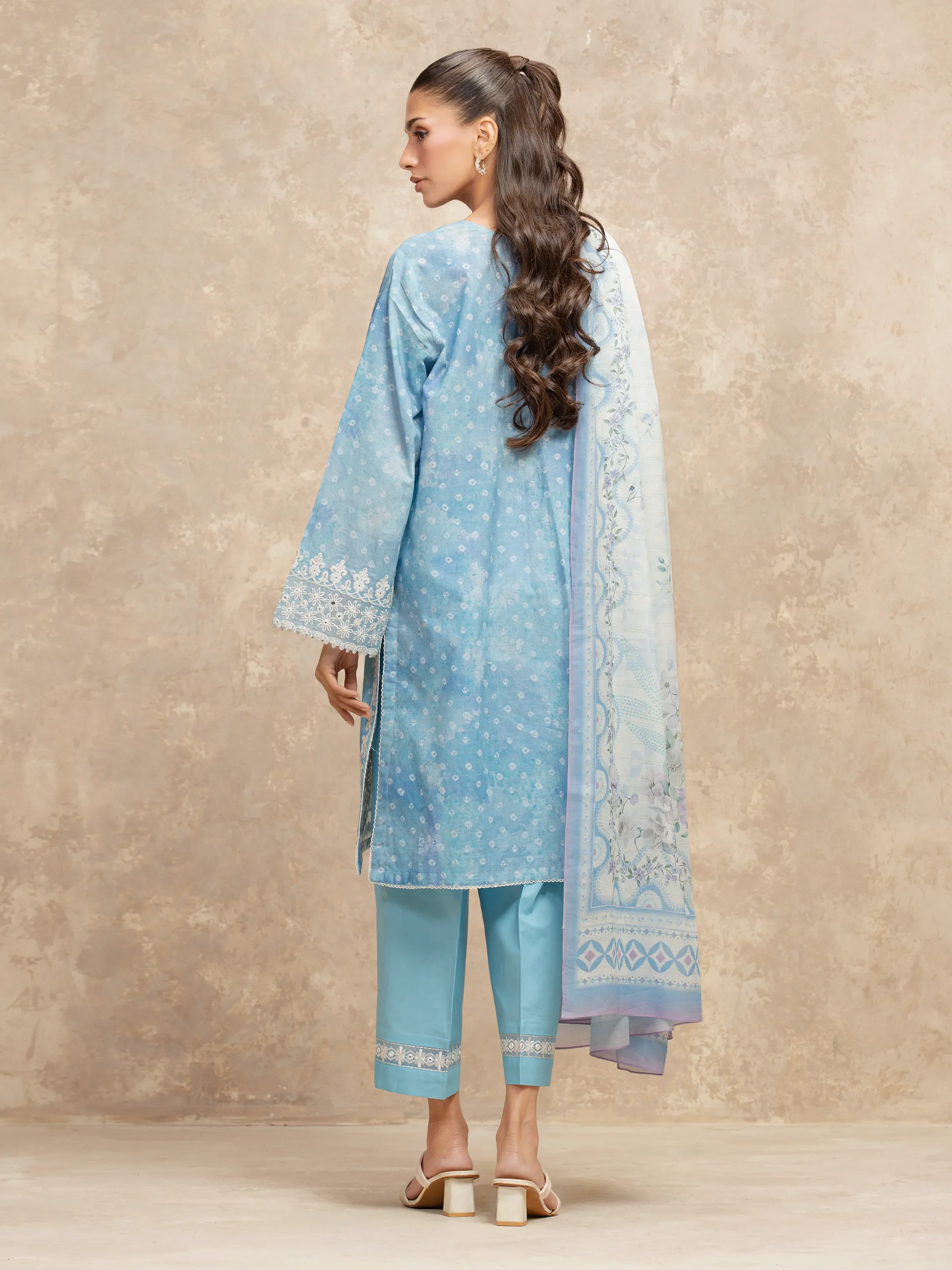 Unstitched Embroidered Lawn Suit - EWU5V1-31876-3P - Image 6