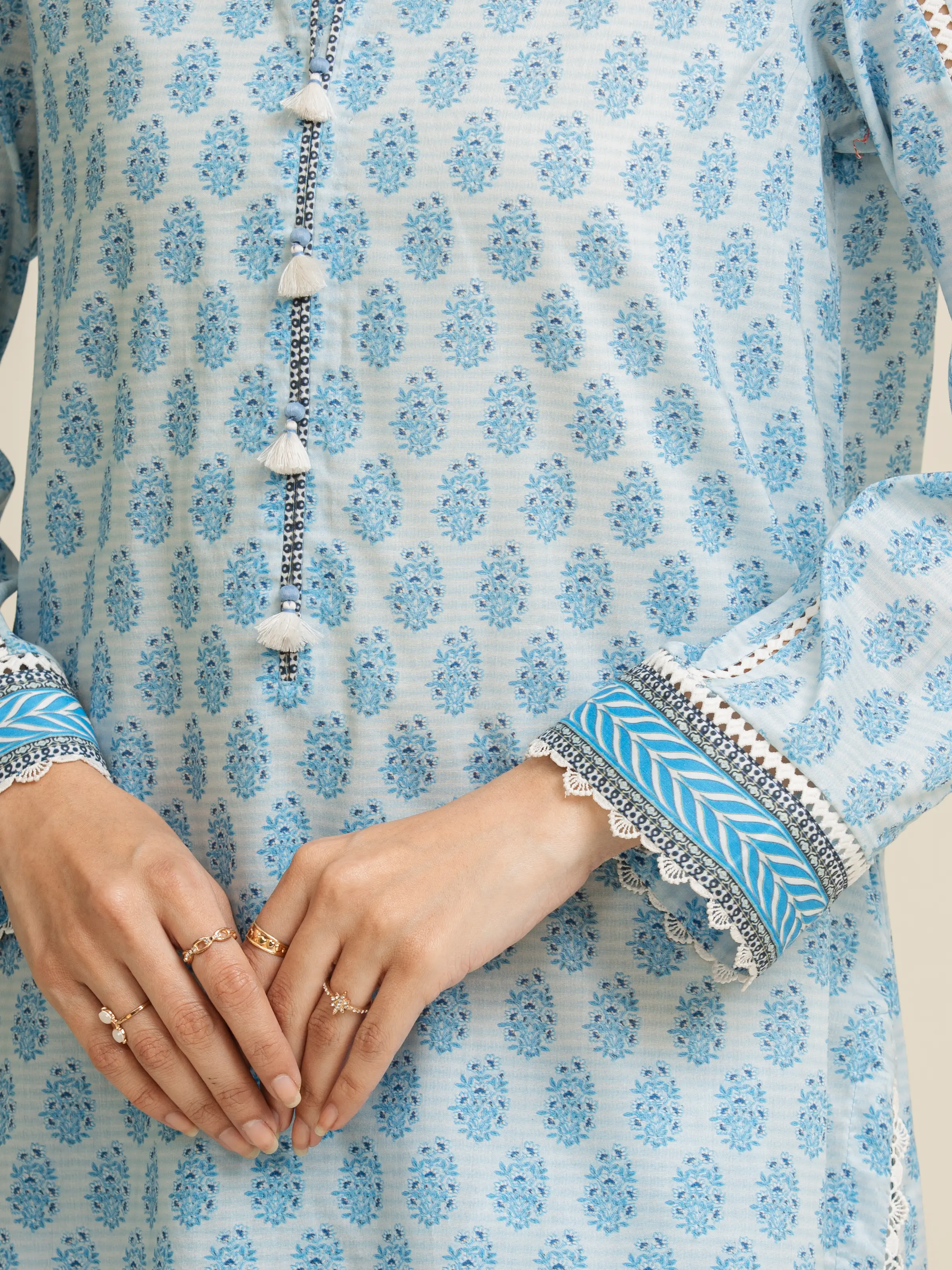 Unstitched Printed Lawn Suit - EWU5A1-35092-3P - Image 6