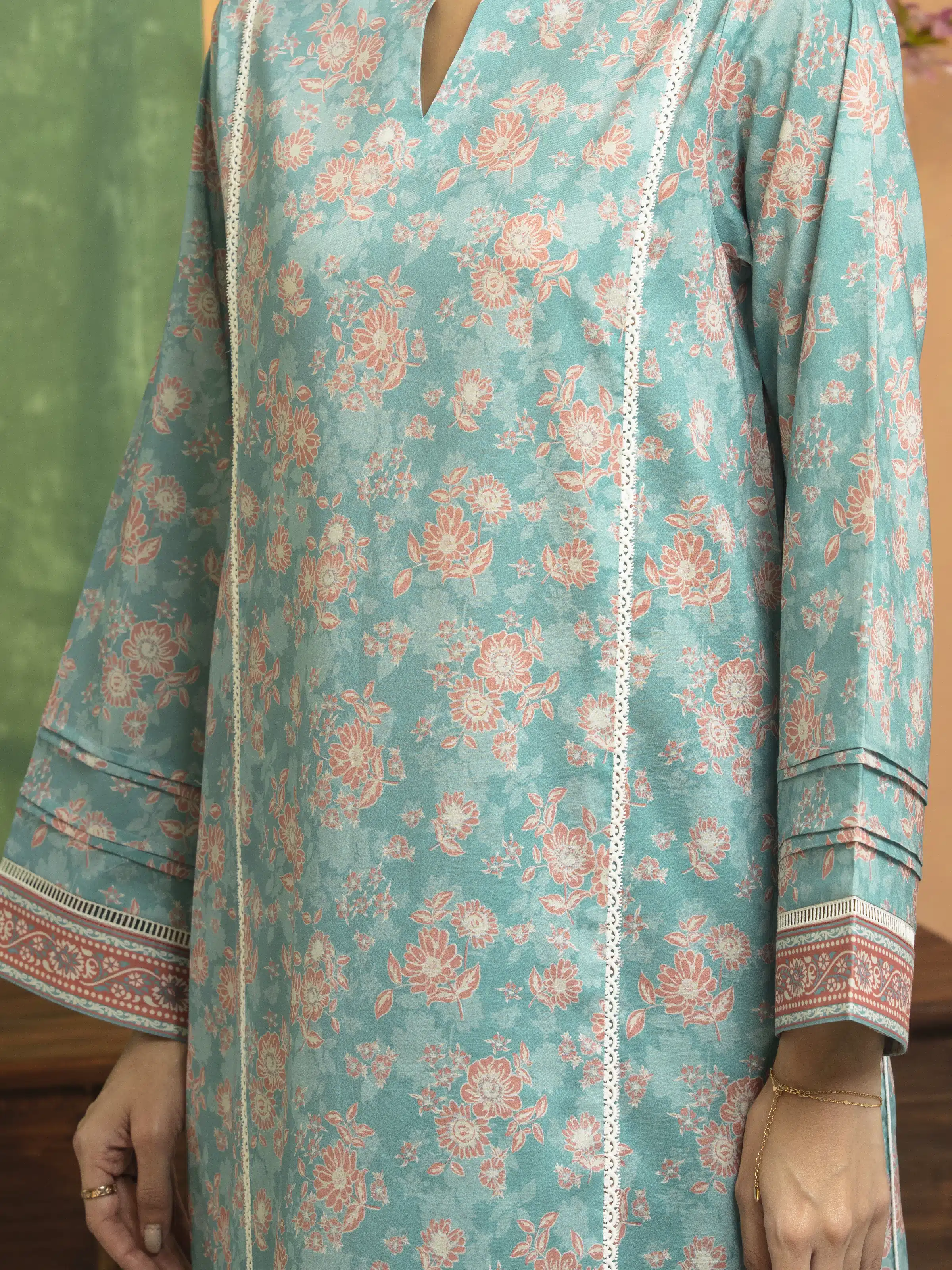 Unstitched Printed Lawn Suit - EWU5A1-35100-3P - Image 5
