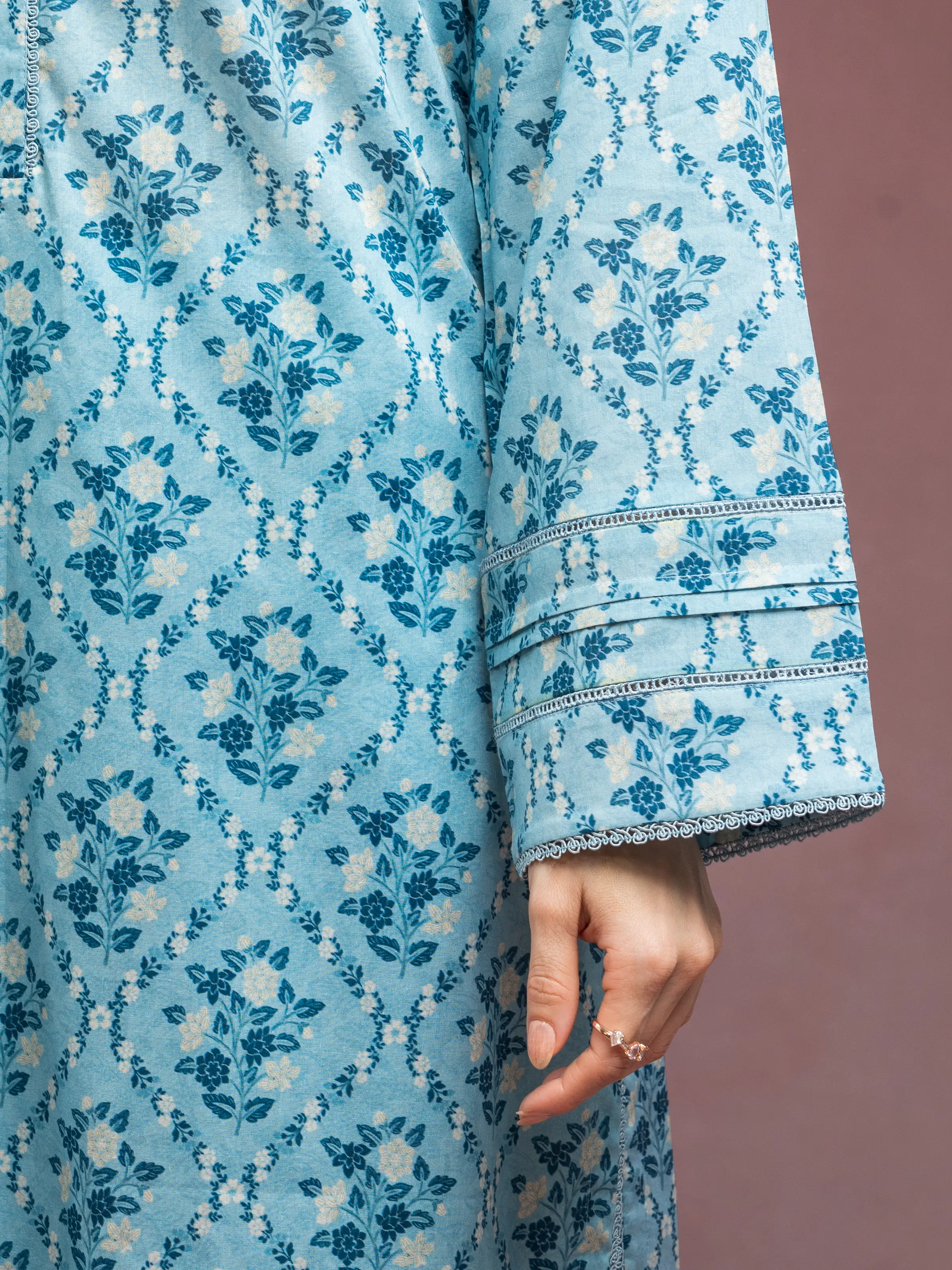 Unstitched Printed Lawn Suit - EWU5A1-35110-3P - Image 6