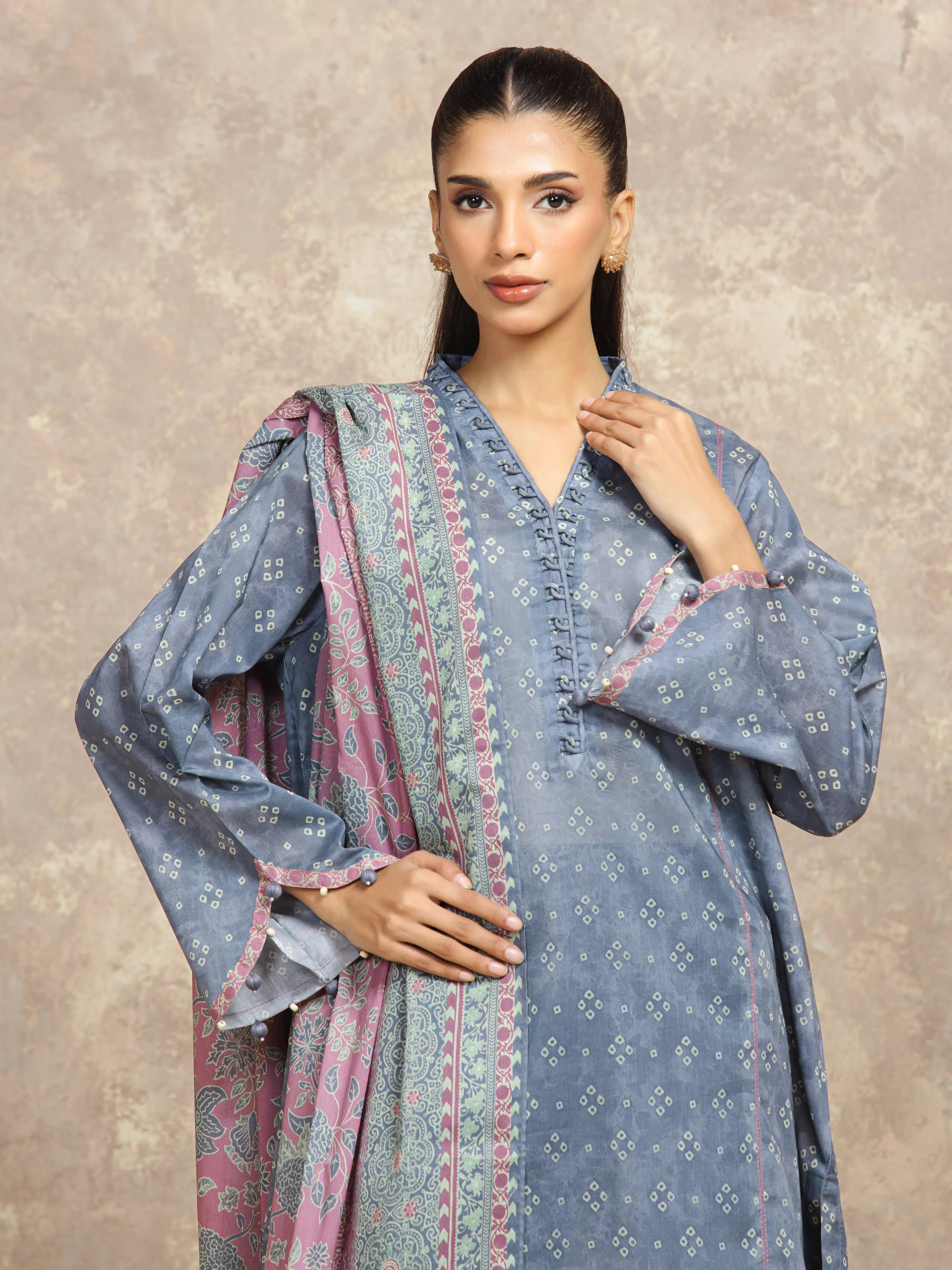 Unstitched Printed Khaddar Suit - EWU5A3-36132-3P - Image 2