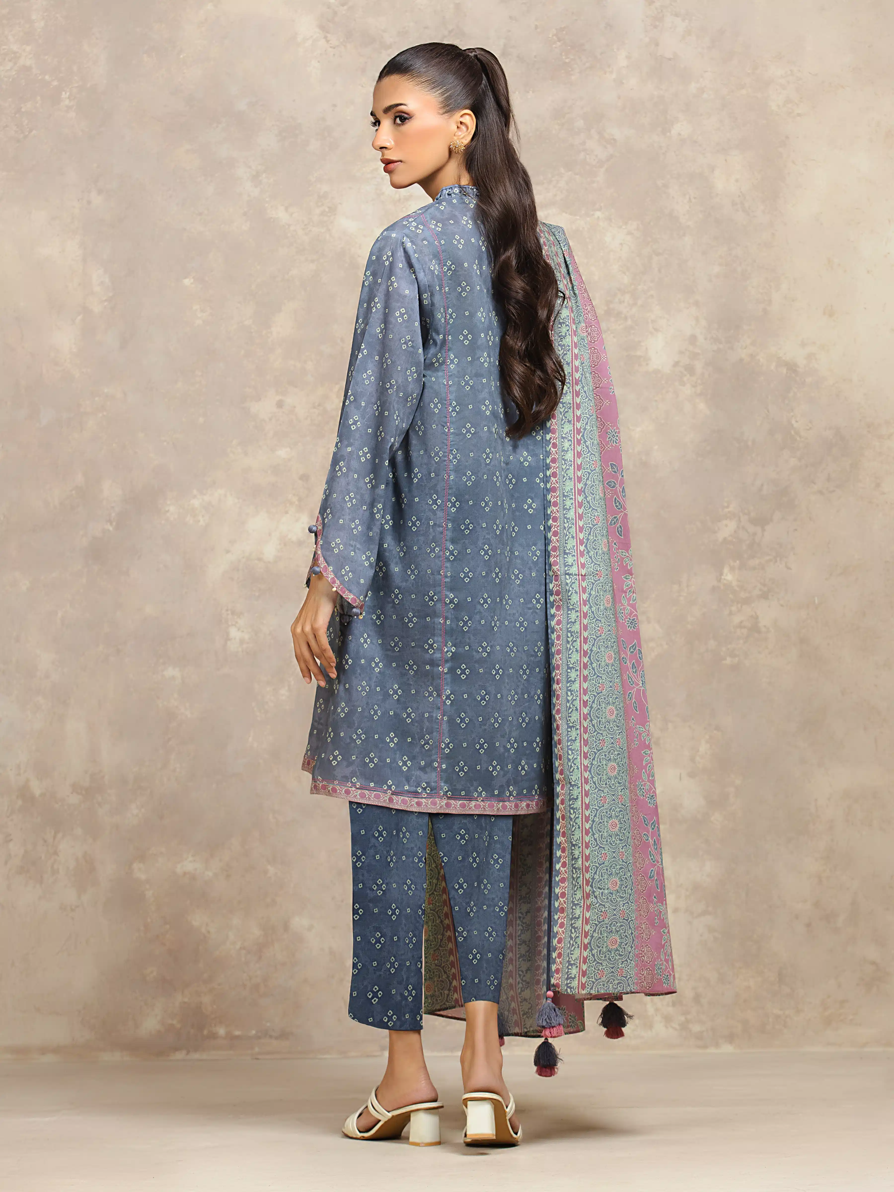 Unstitched Printed Khaddar Suit - EWU5A3-36132-3P - Image 6
