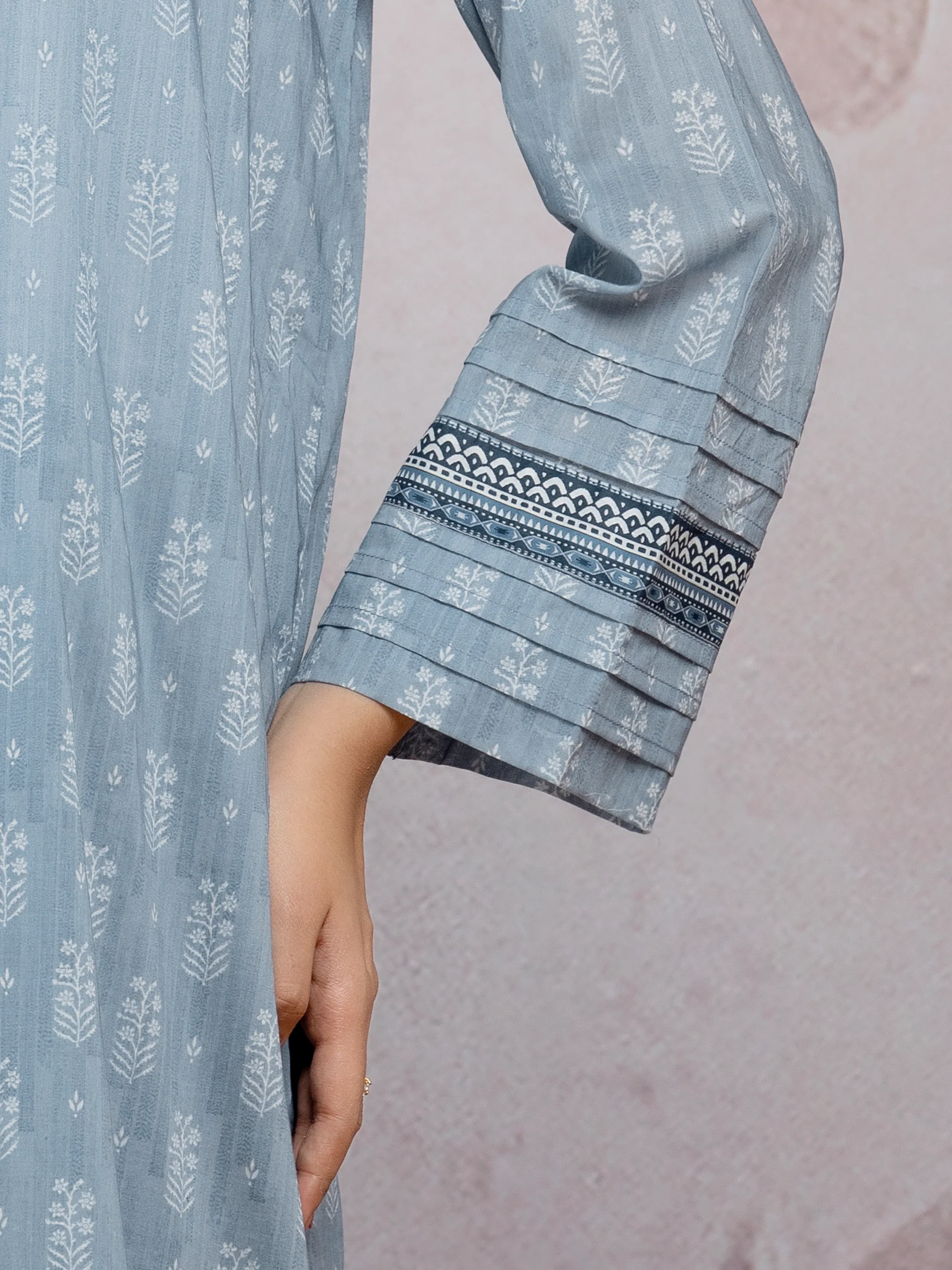 Unstitched Printed Lawn Suit - EWU5A1-35216-3P - Image 5