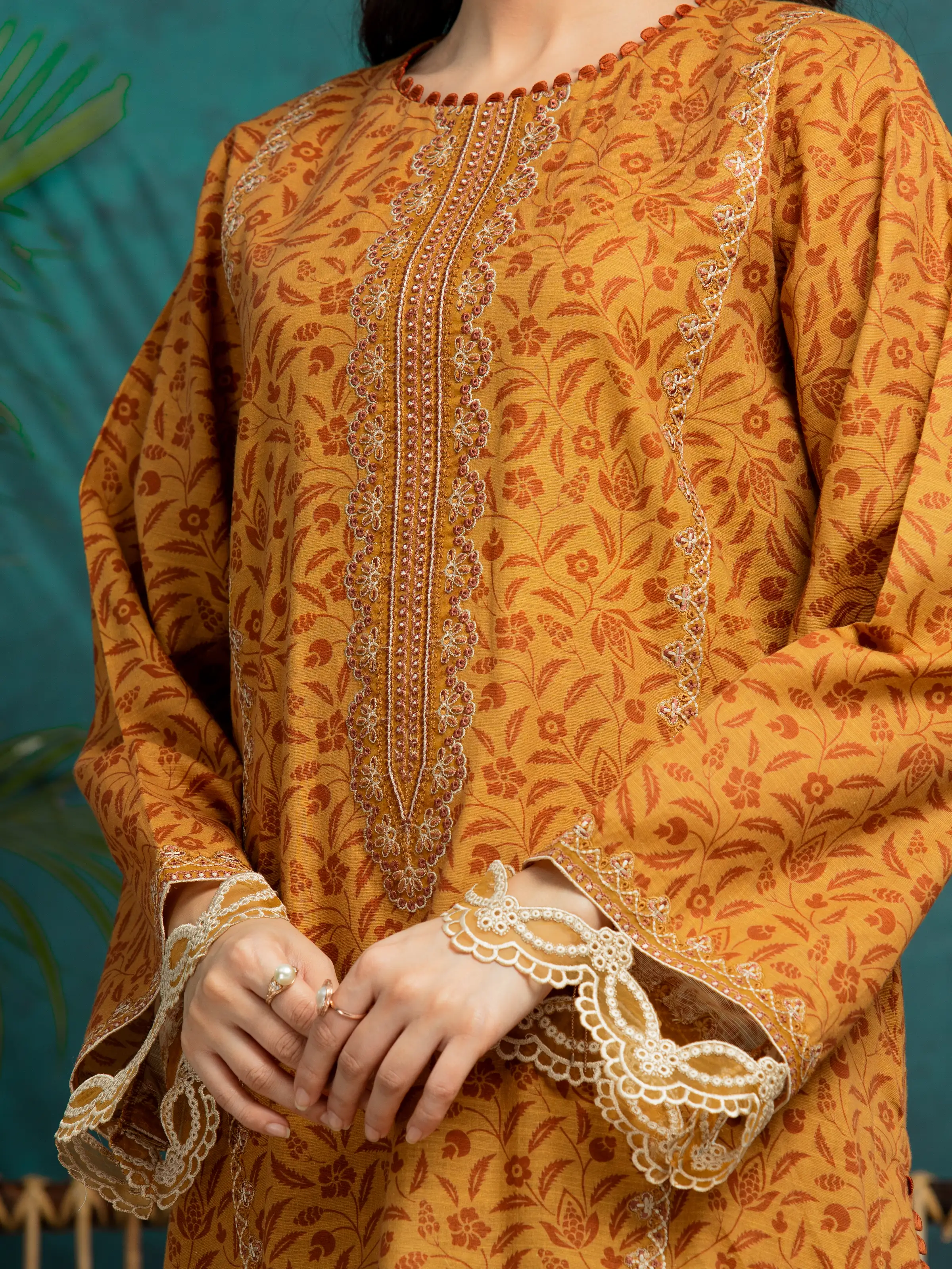 Unstitched Embroidered Khaddar Suit - EWU24V12-30191-3P - Image 3