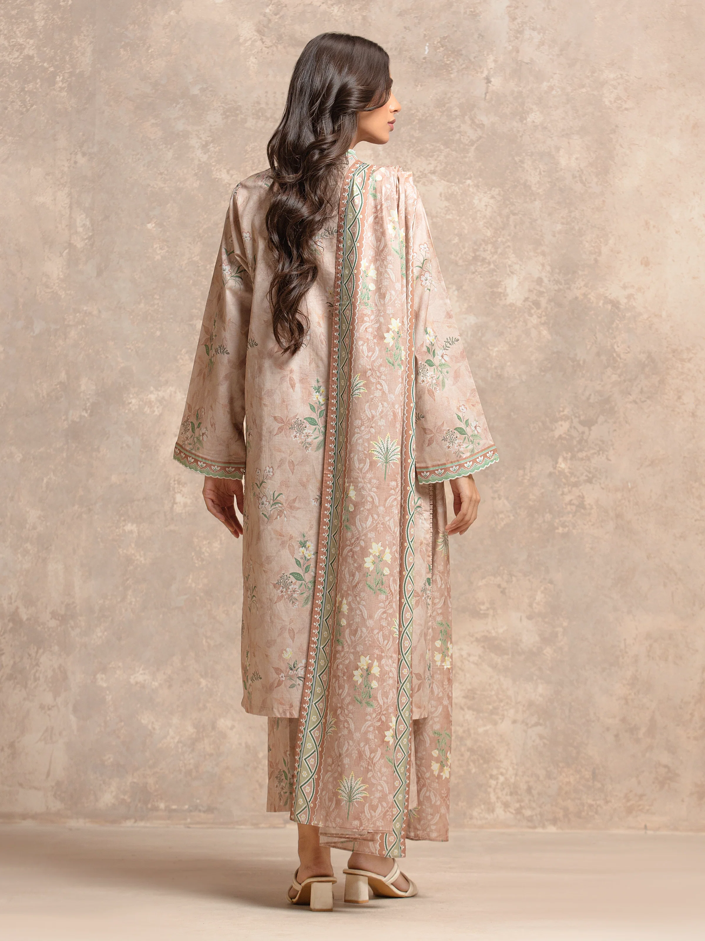 Unstitched Printed Lawn Suit - EWU6A1-36516-3P - Image 6