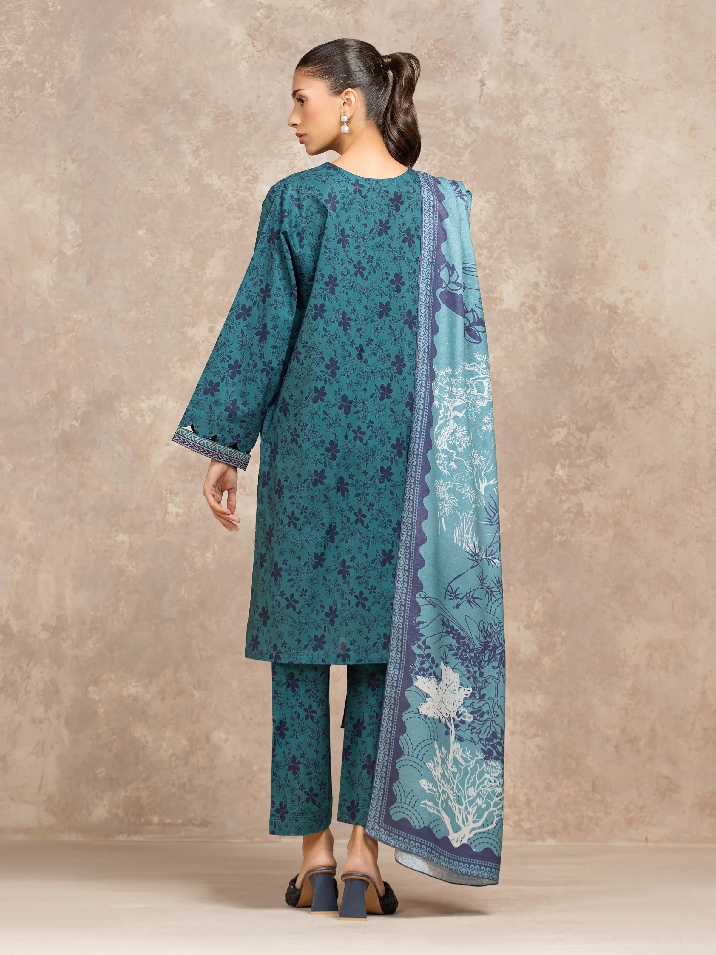 Unstitched Printed Khaddar Suit - EWU5M3-008-3P - Image 6
