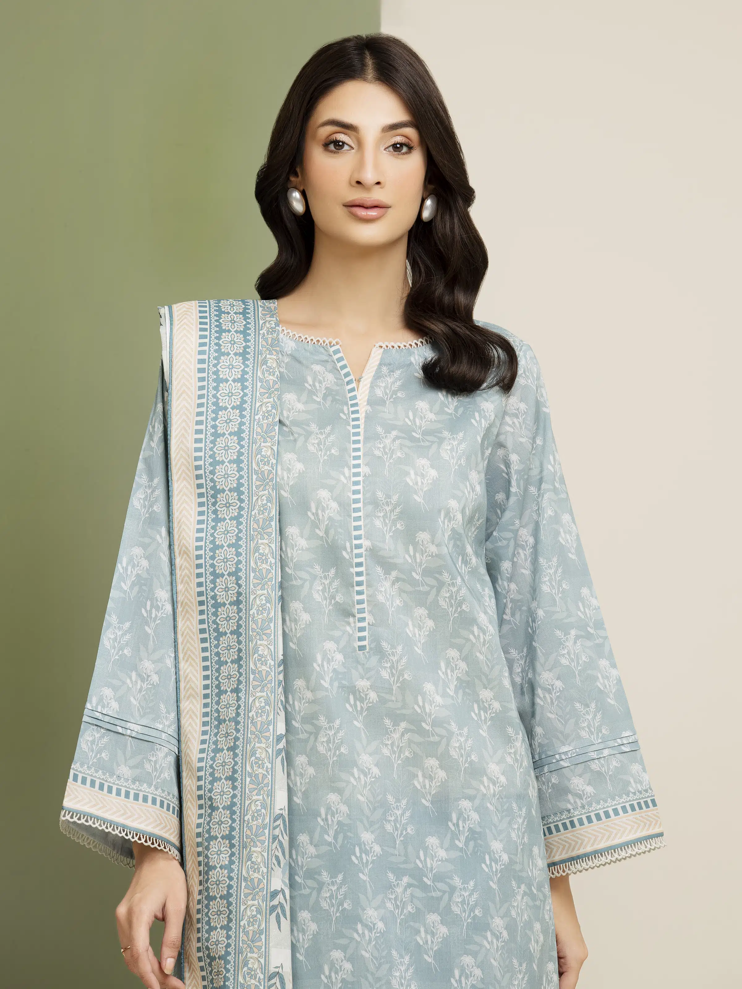 Unstitched Printed Lawn Suit - EWU5A1-35112-3P - Image 2