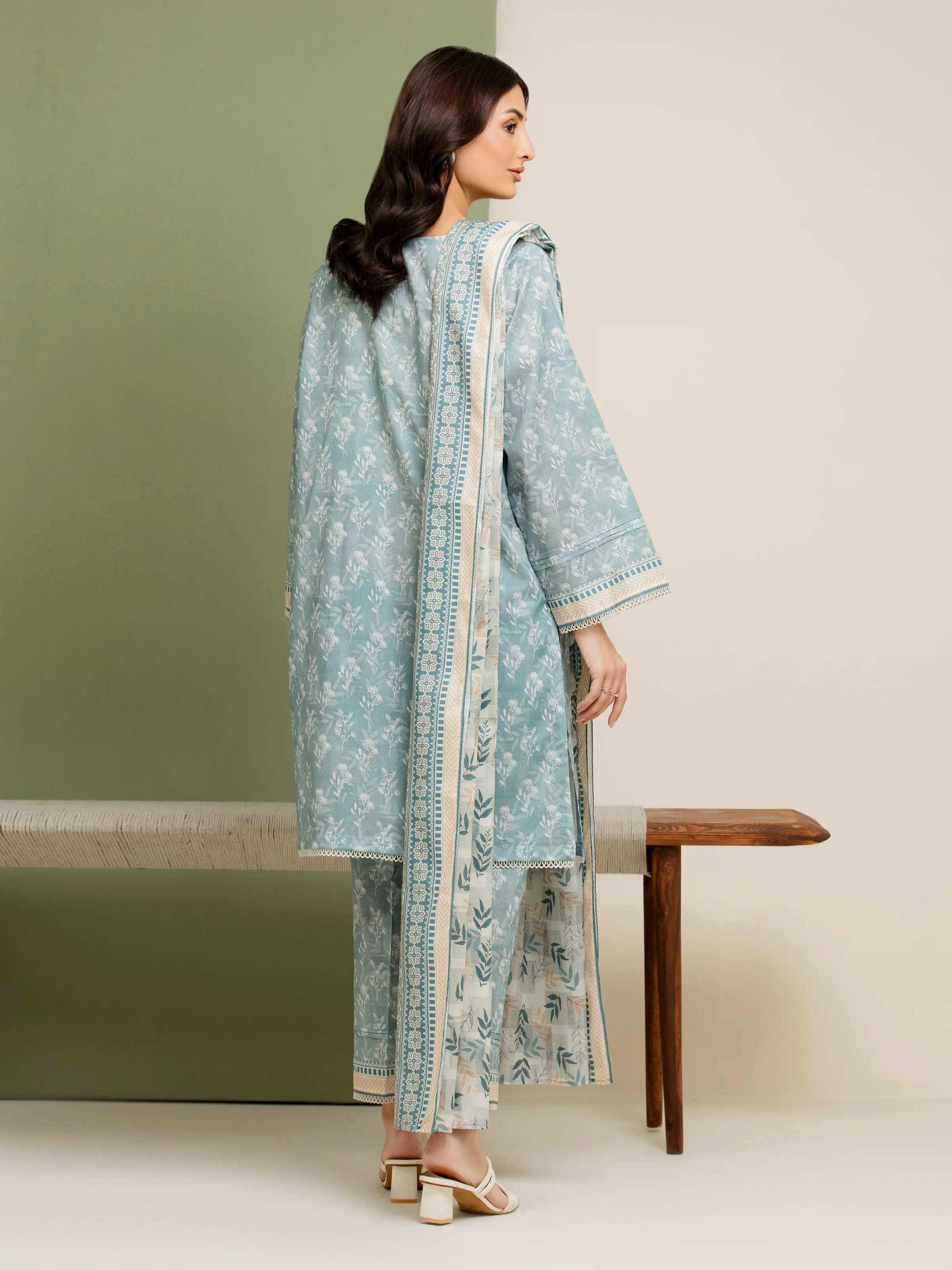 Unstitched Printed Lawn Suit - EWU5A1-35112-3P - Image 6