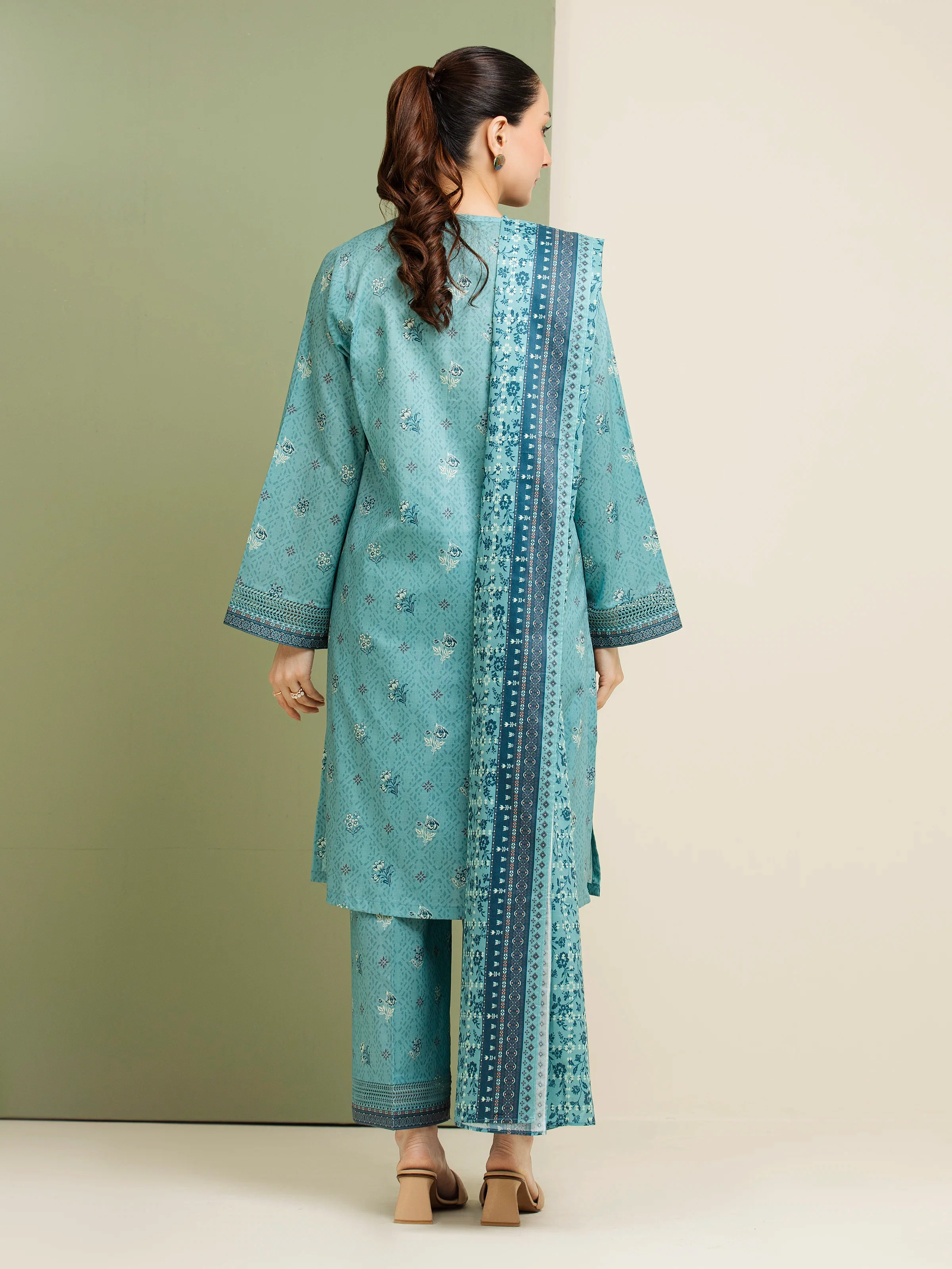 Unstitched Printed Lawn Suit - EWU5A1-35154-3P - Image 2