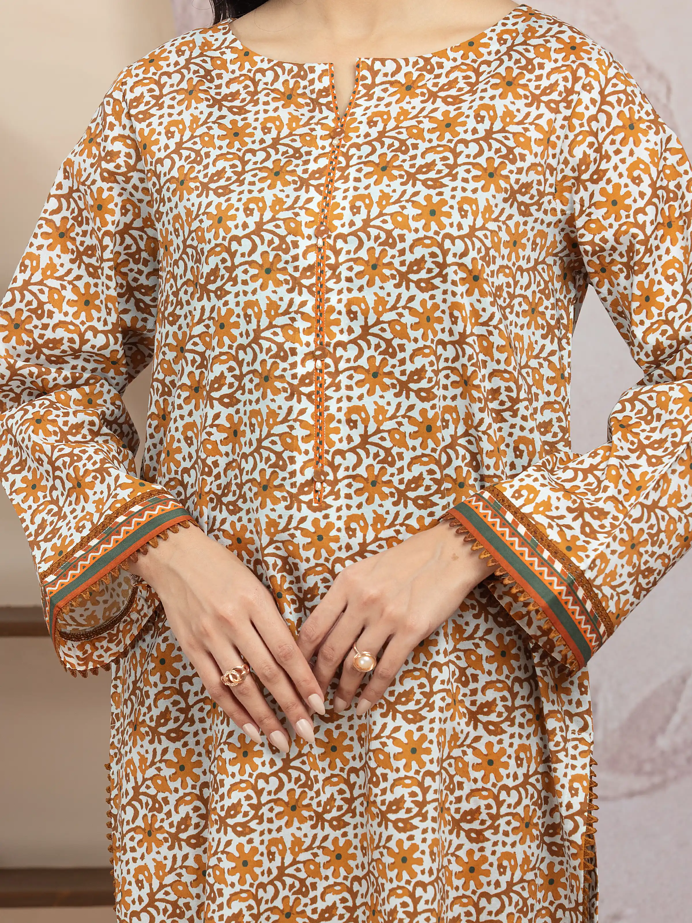 Unstitched Printed Lawn Suit - EWU5A1-35027-3P - Image 3