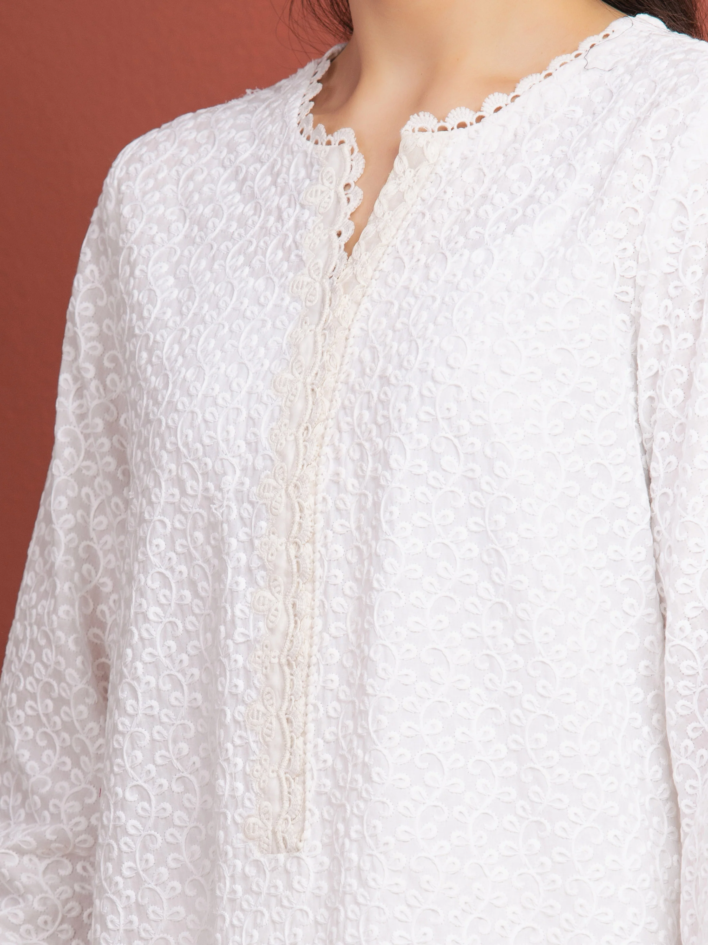 Unstitched Embroidered Cambric Suit - EWU5V2-31831-3P - Image 3