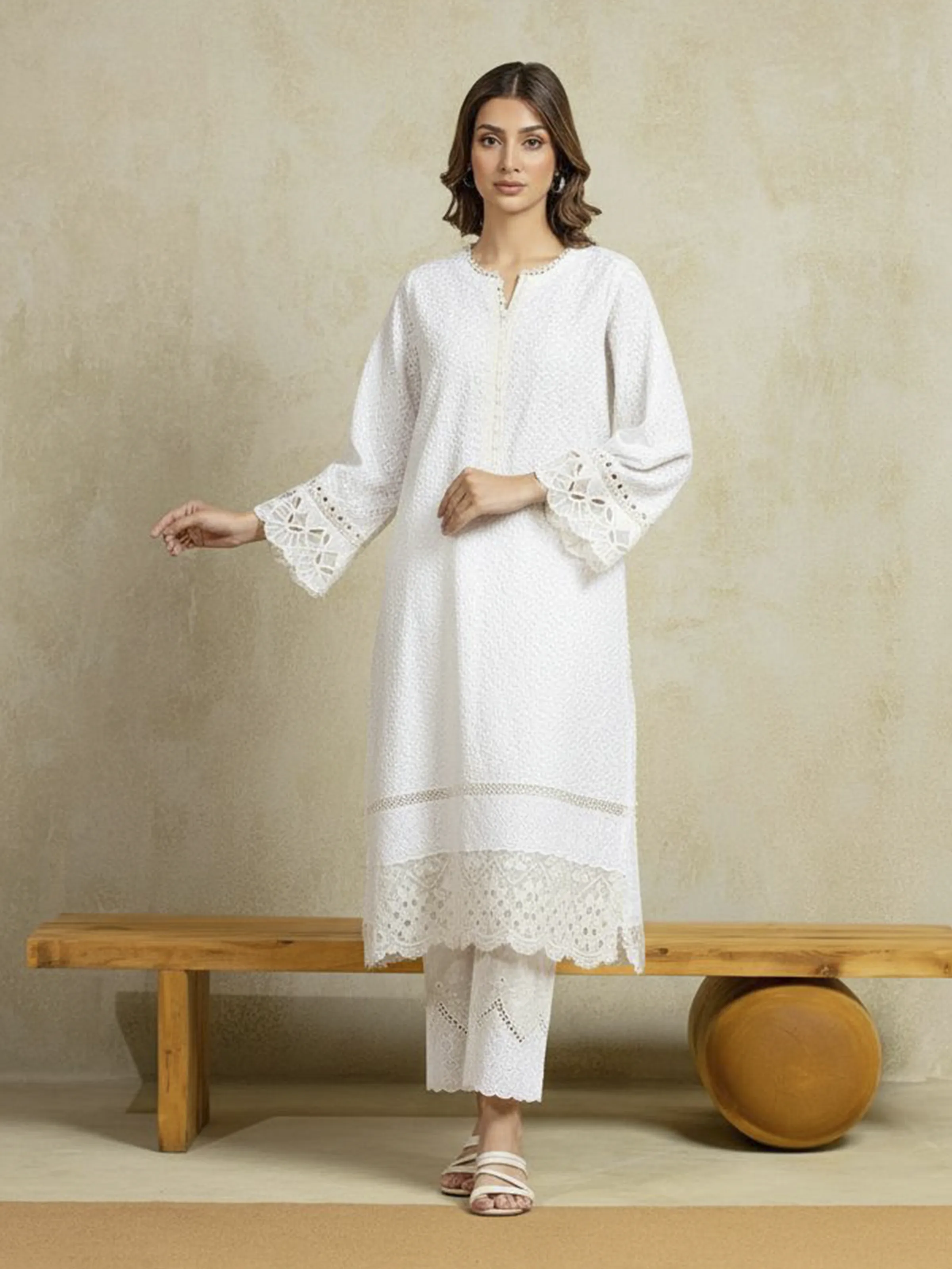 Unstitched Embroidered Cambric Suit - EWU5V2-31831A-3P - Image 3
