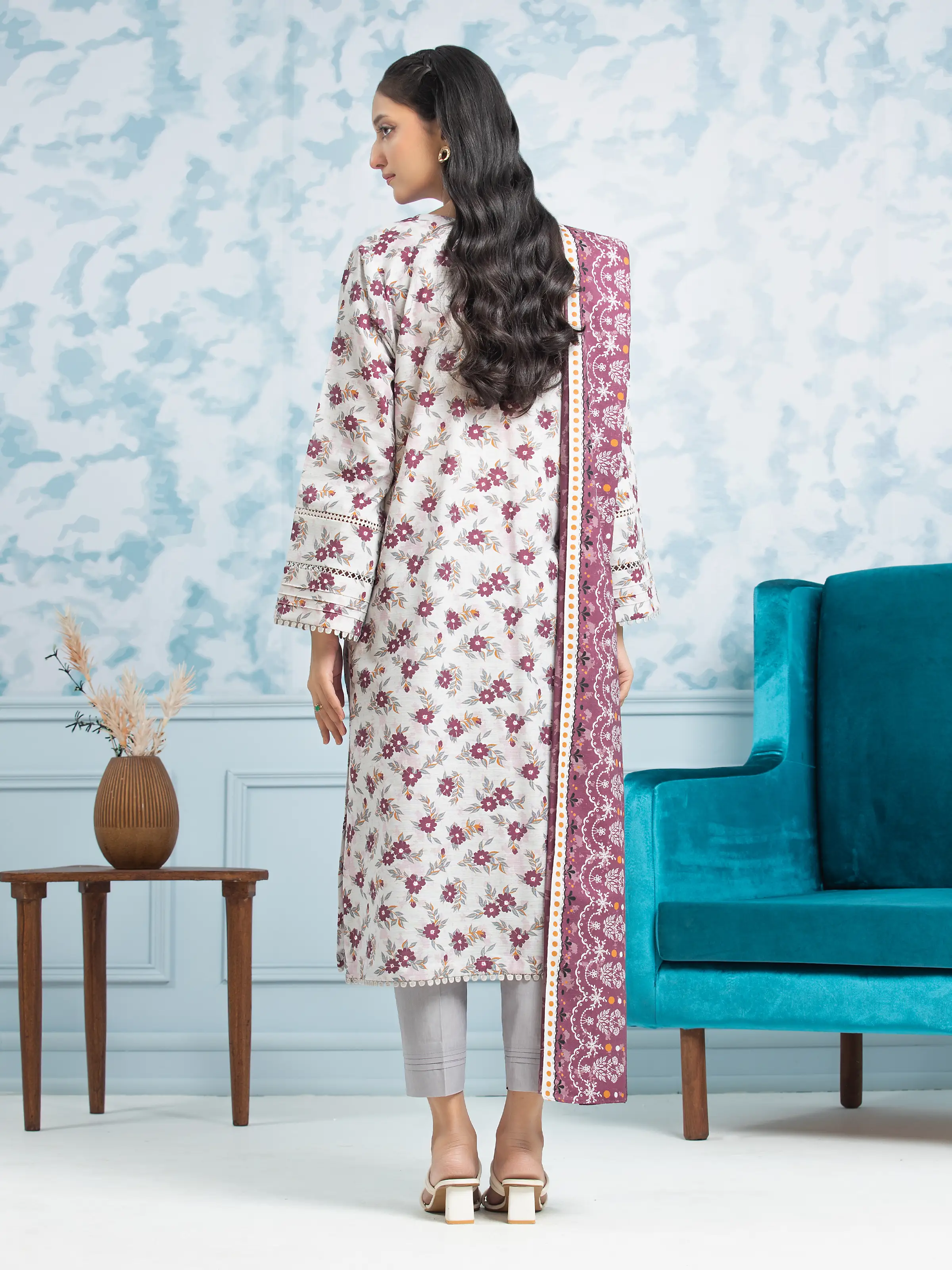 Unstitched Printed Khaddar Suit - EWU24A3-29316-3P - Image 2
