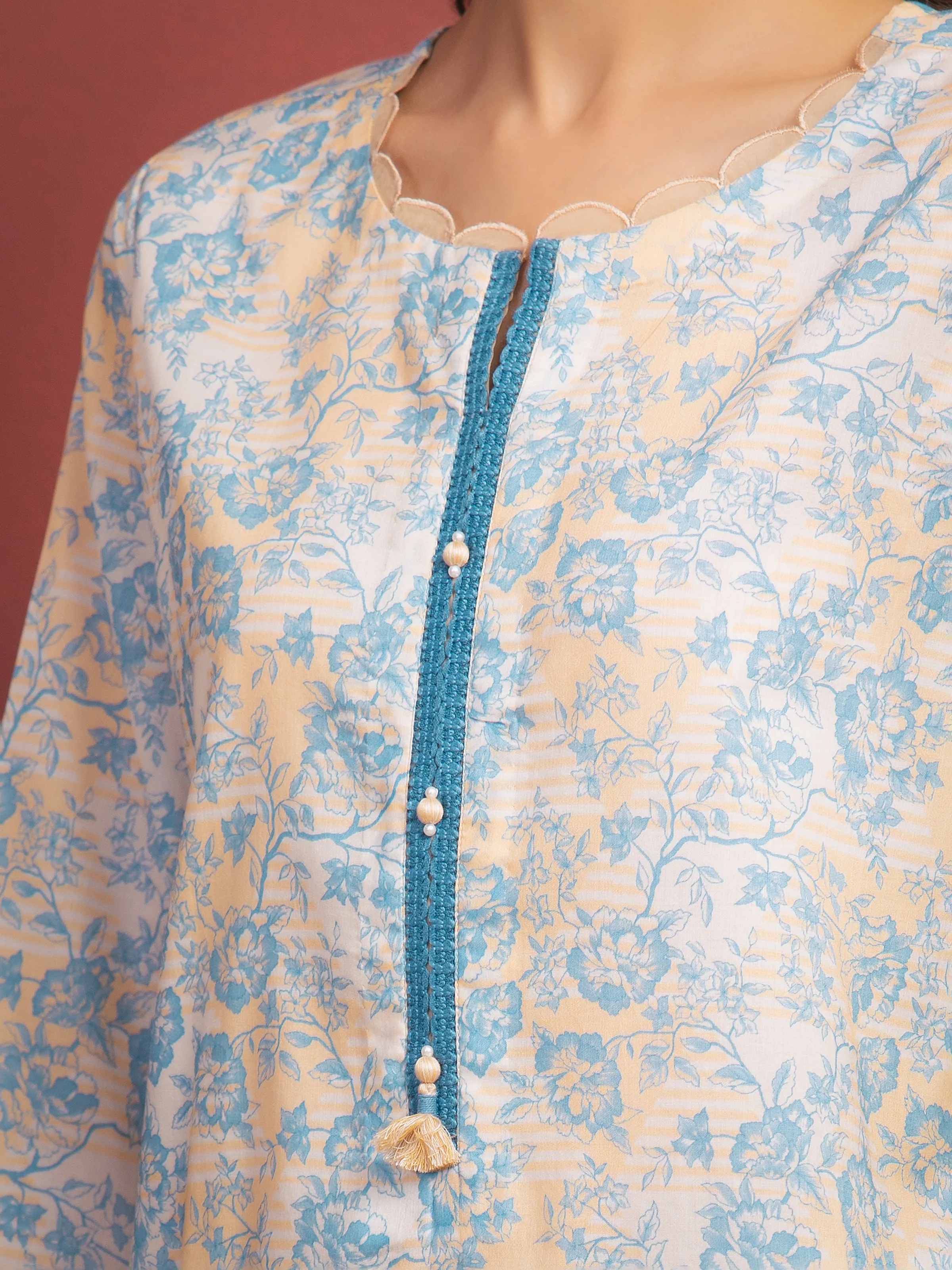 Unstitched Printed Lawn Shirt - EWU5A1-35318S - Image 2