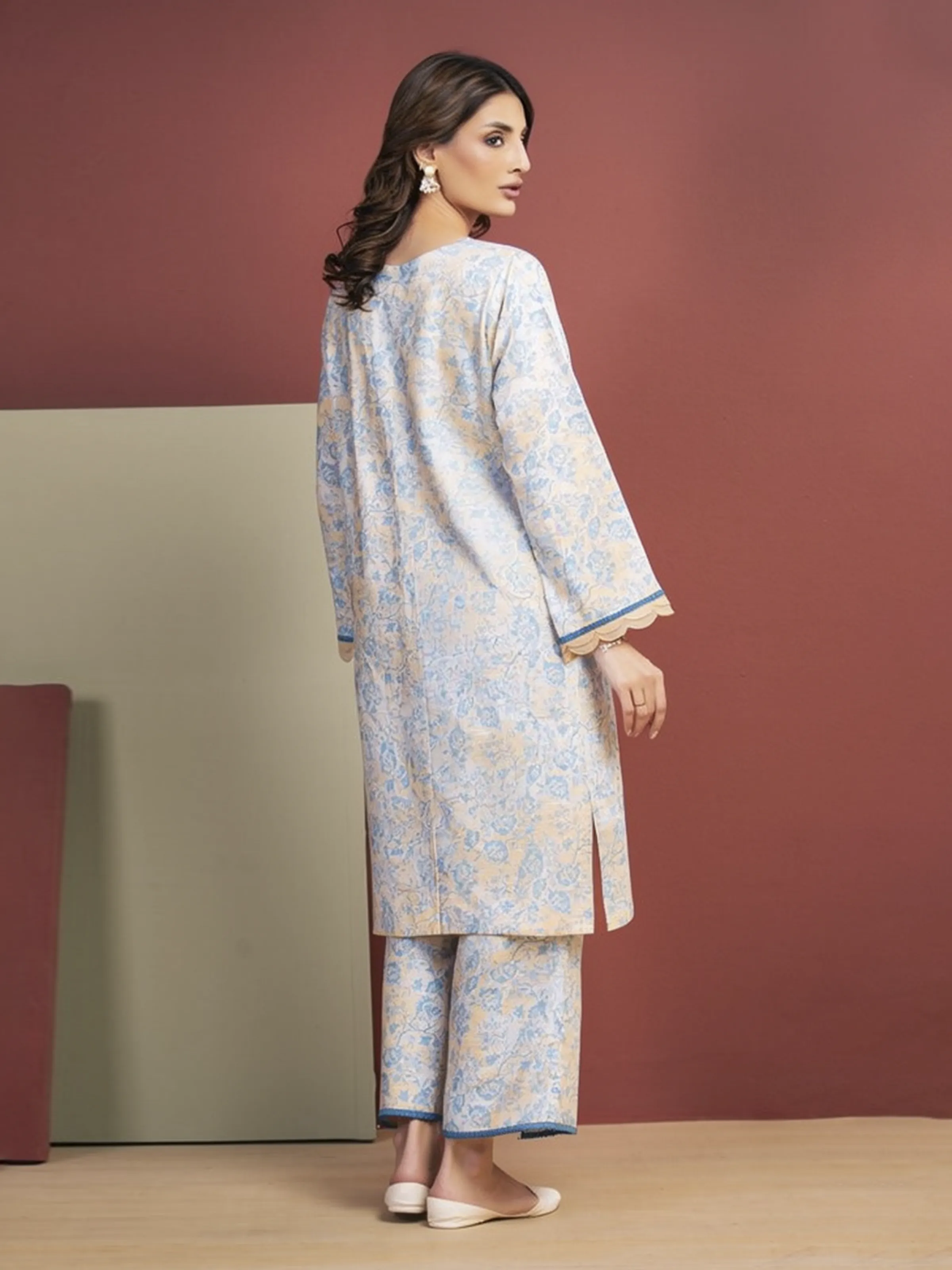 Unstitched Printed Lawn Shirt - EWU5A1-35318S - Image 4