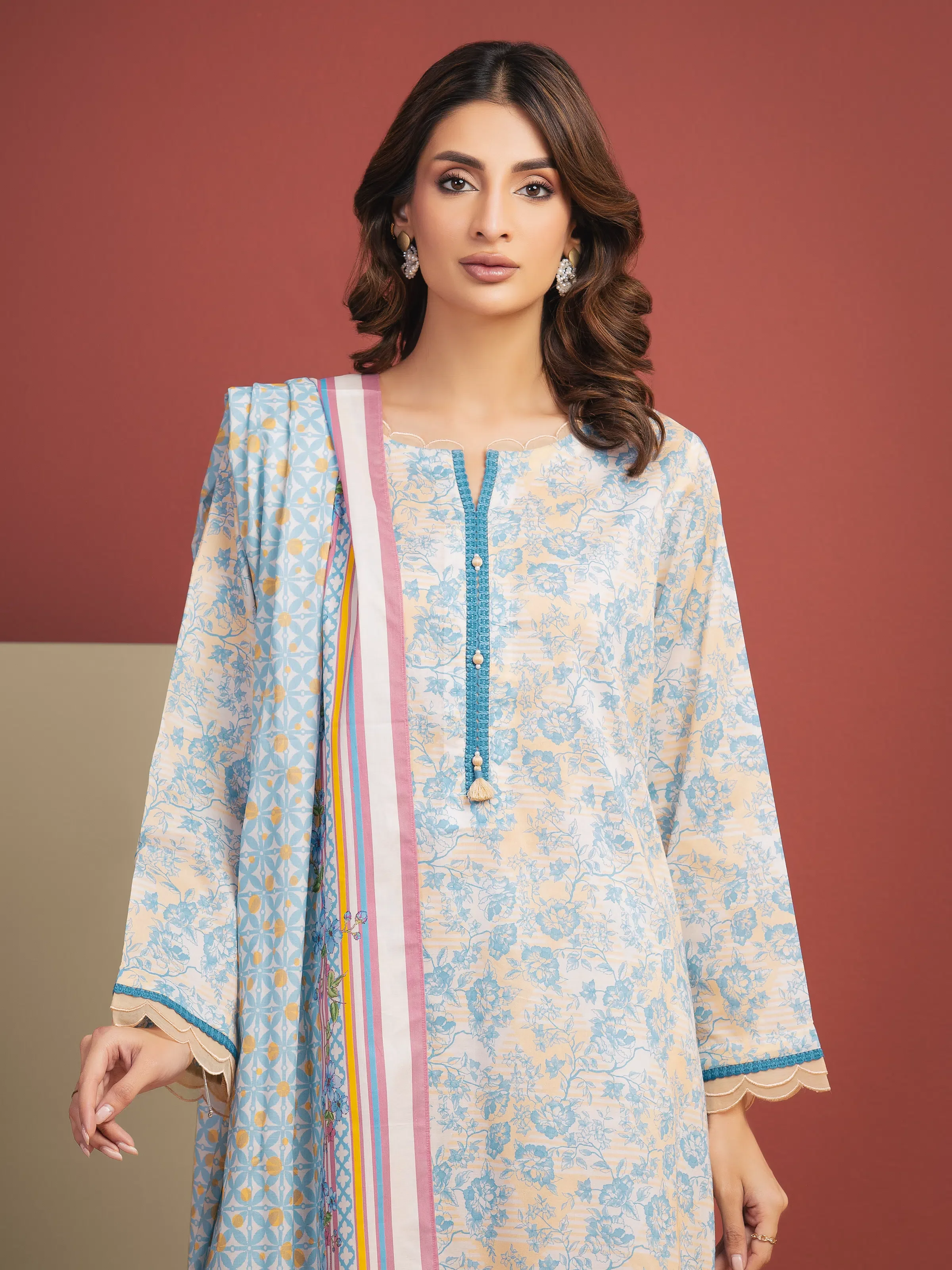 Unstitched Printed Lawn Suit - EWU5A1-35318-3P - Image 2