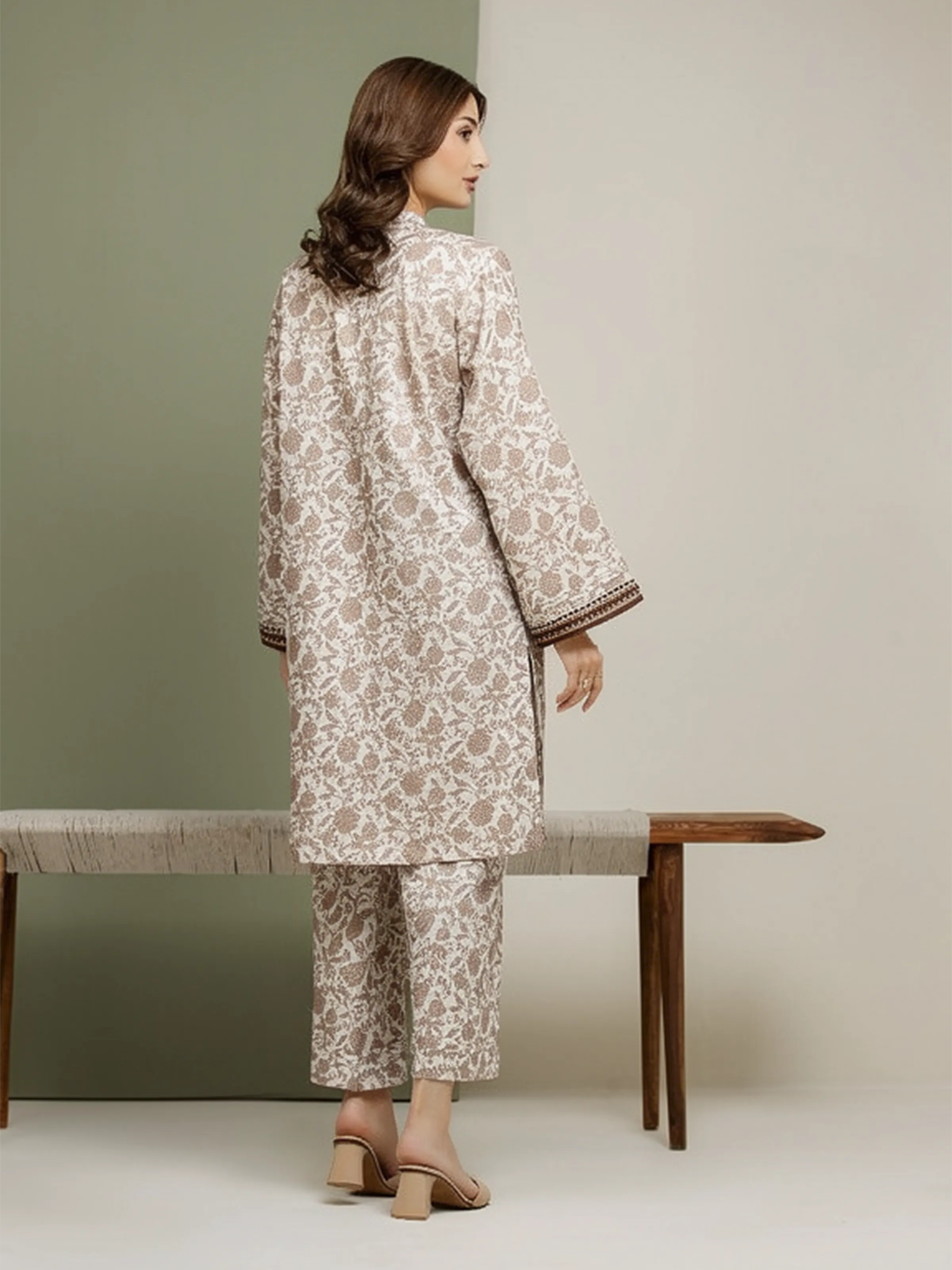 Unstitched Printed Lawn Shirt Trouser - EWU5A1-35150ST - Image 4