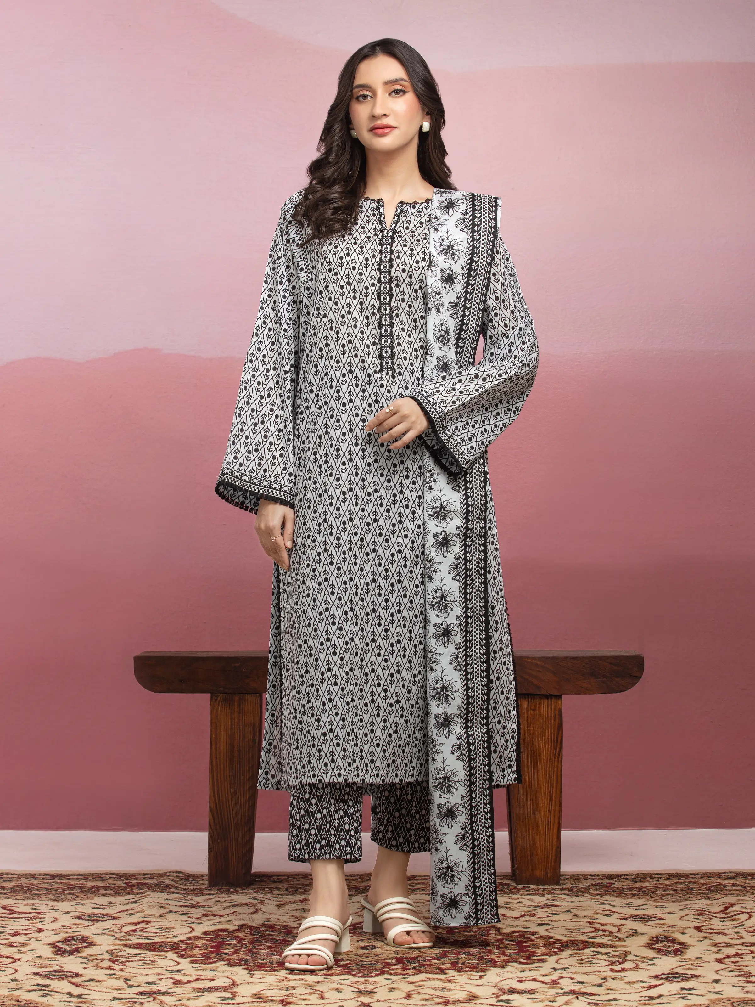 Unstitched Printed Lawn Suit - EWU5A1-35106-3P