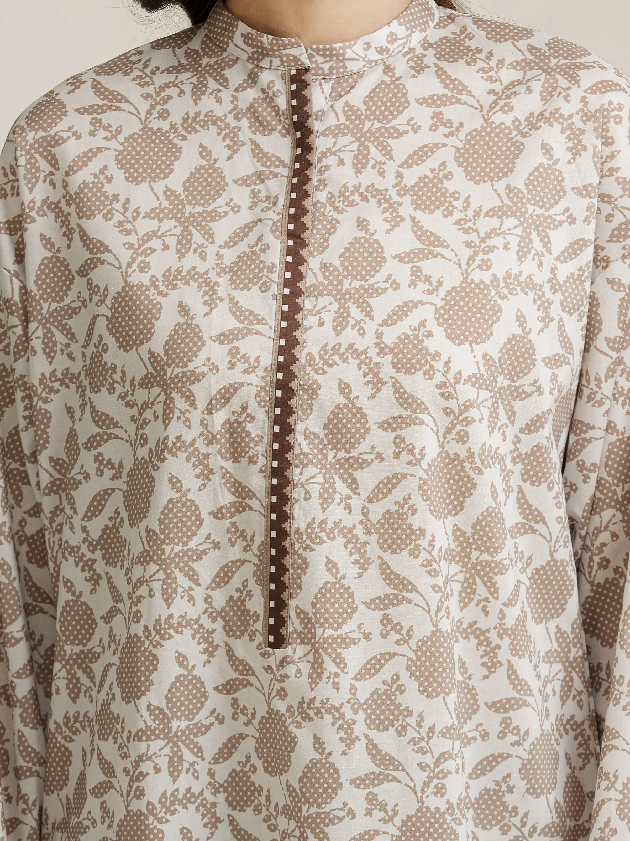 Unstitched Printed Lawn Suit - EWU5A1-35150-3P - Image 5