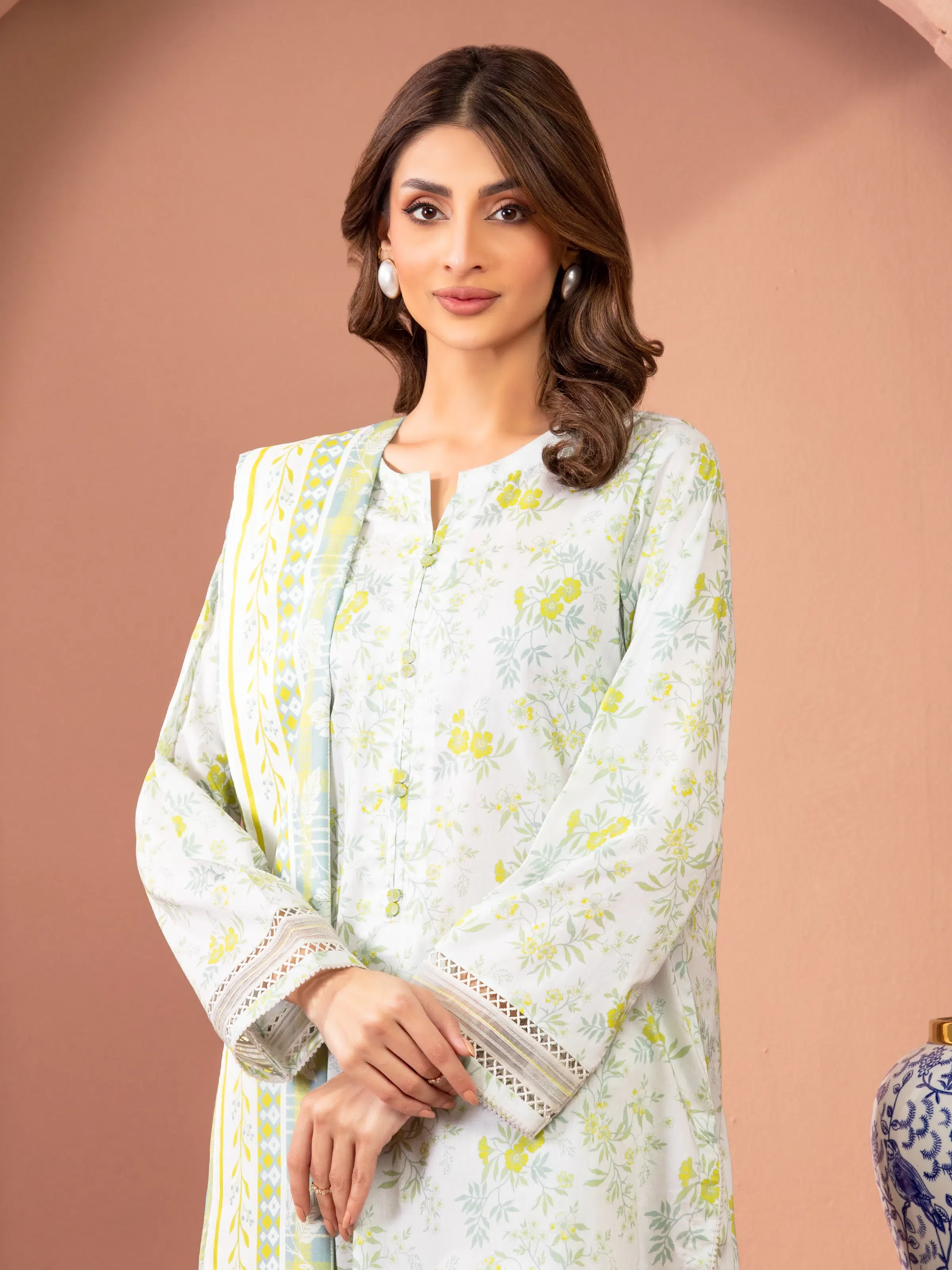 Unstitched Printed Lawn Suit - EWU5A1-35610-3P - Image 3