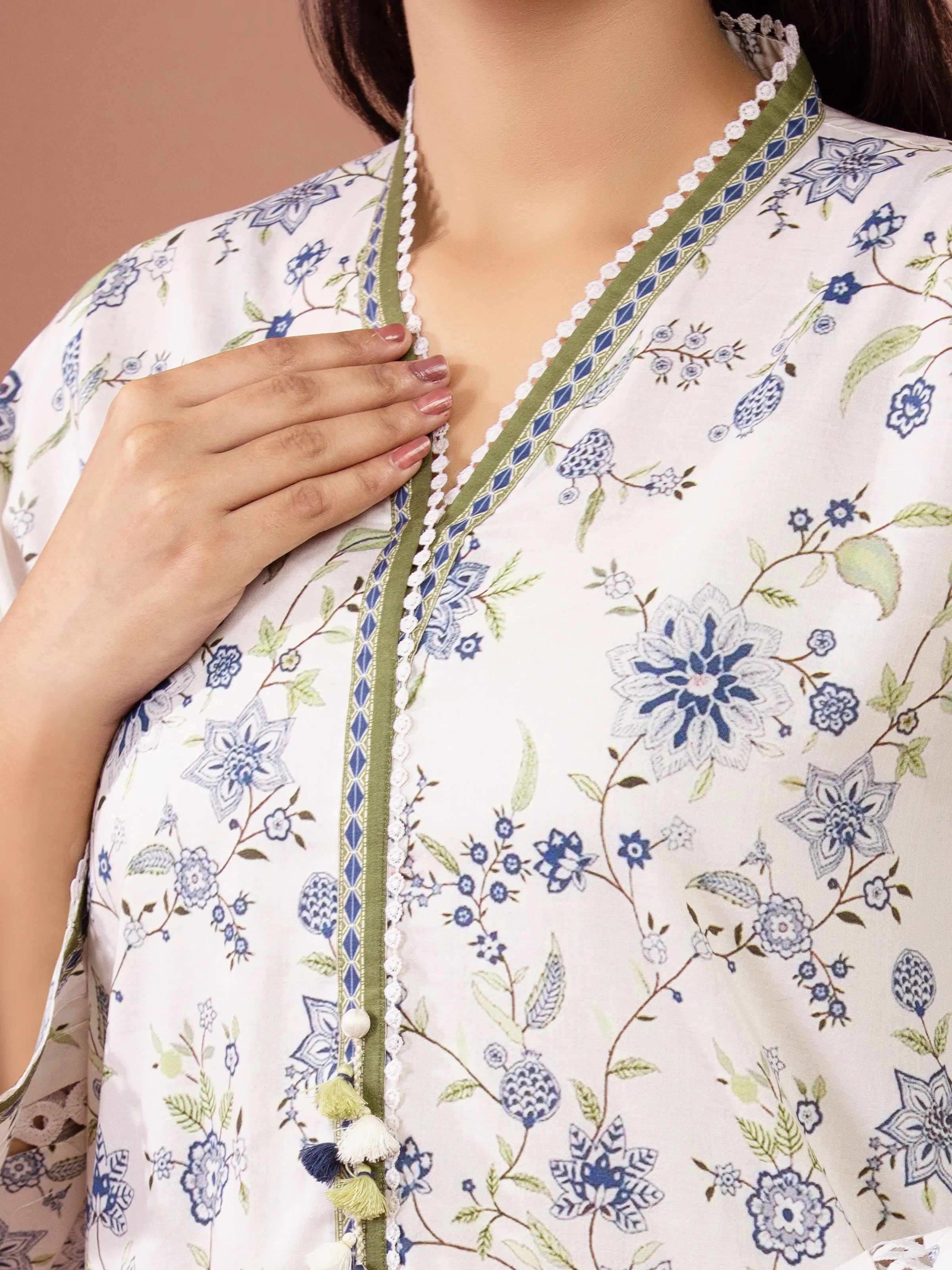 Unstitched White Printed Lawn Suit - EWU6A1-36507-3P - Image 4