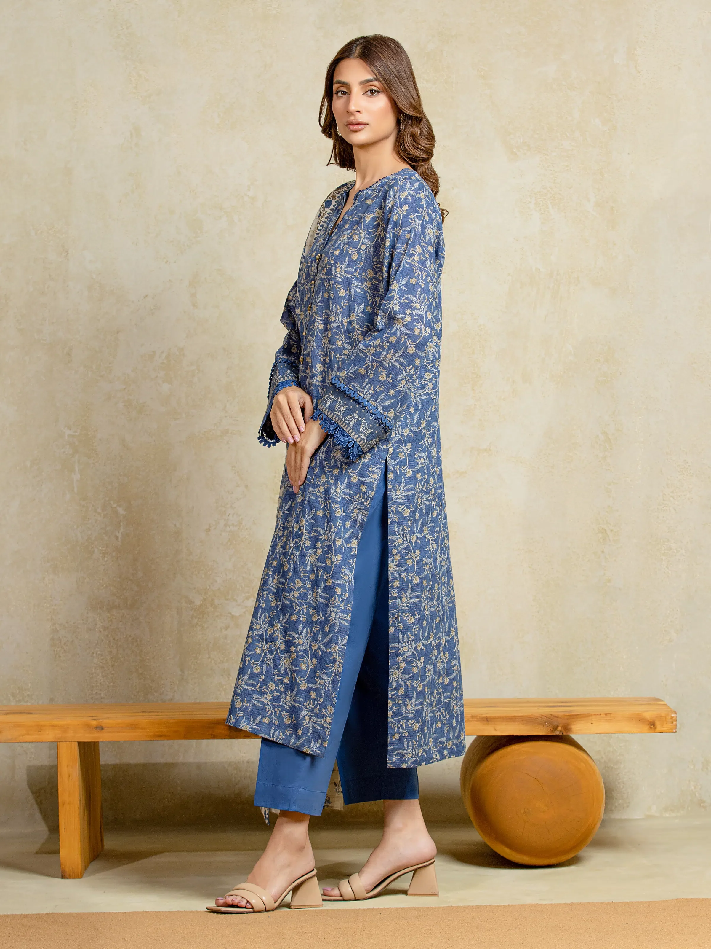 Unstitched Printed Zari Lawn Suit - EWU5M6-004-3P - Image 5