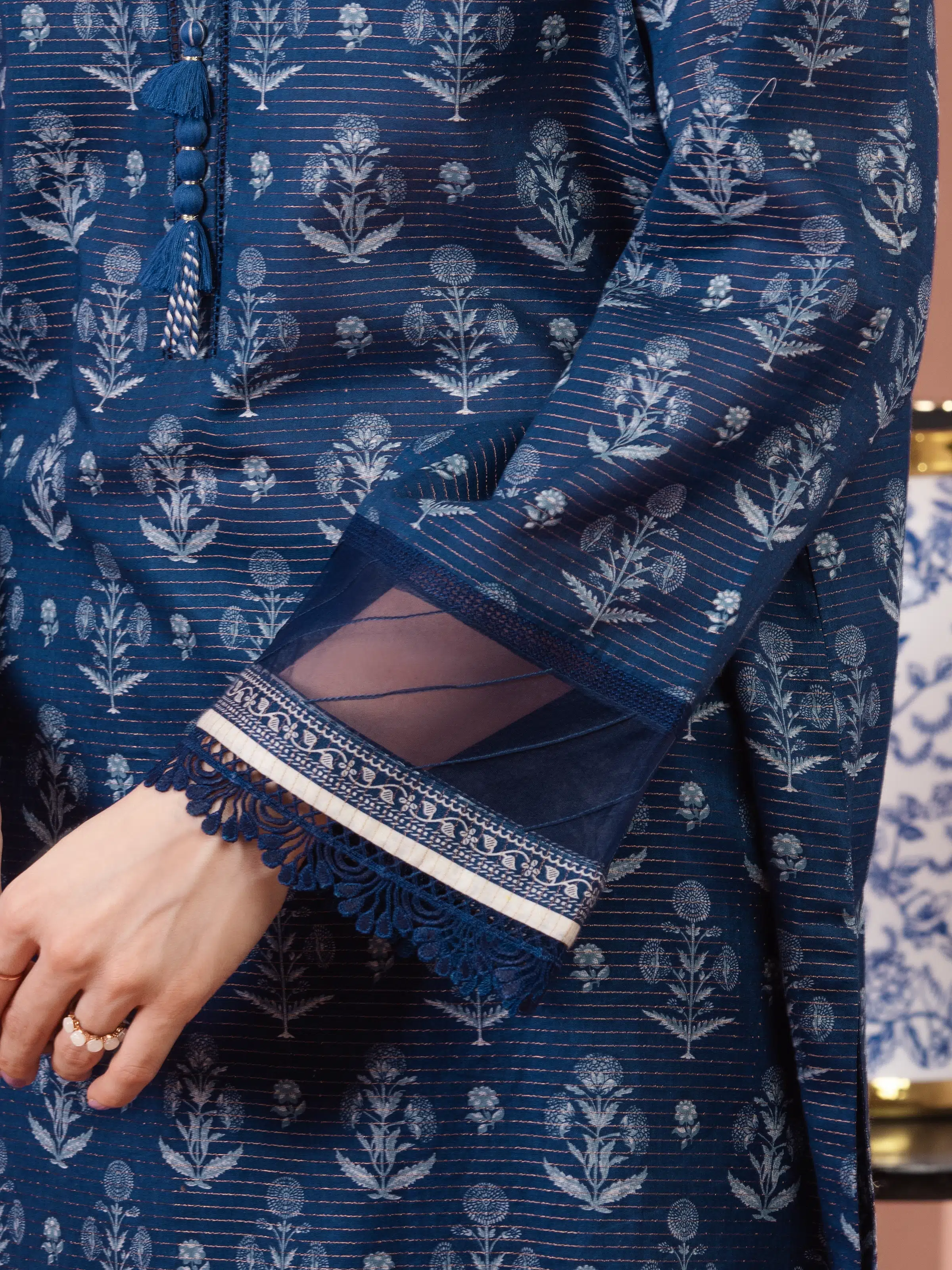 Unstitched Printed Zari Lawn Suit - EWU5M6-018-3P - Image 4