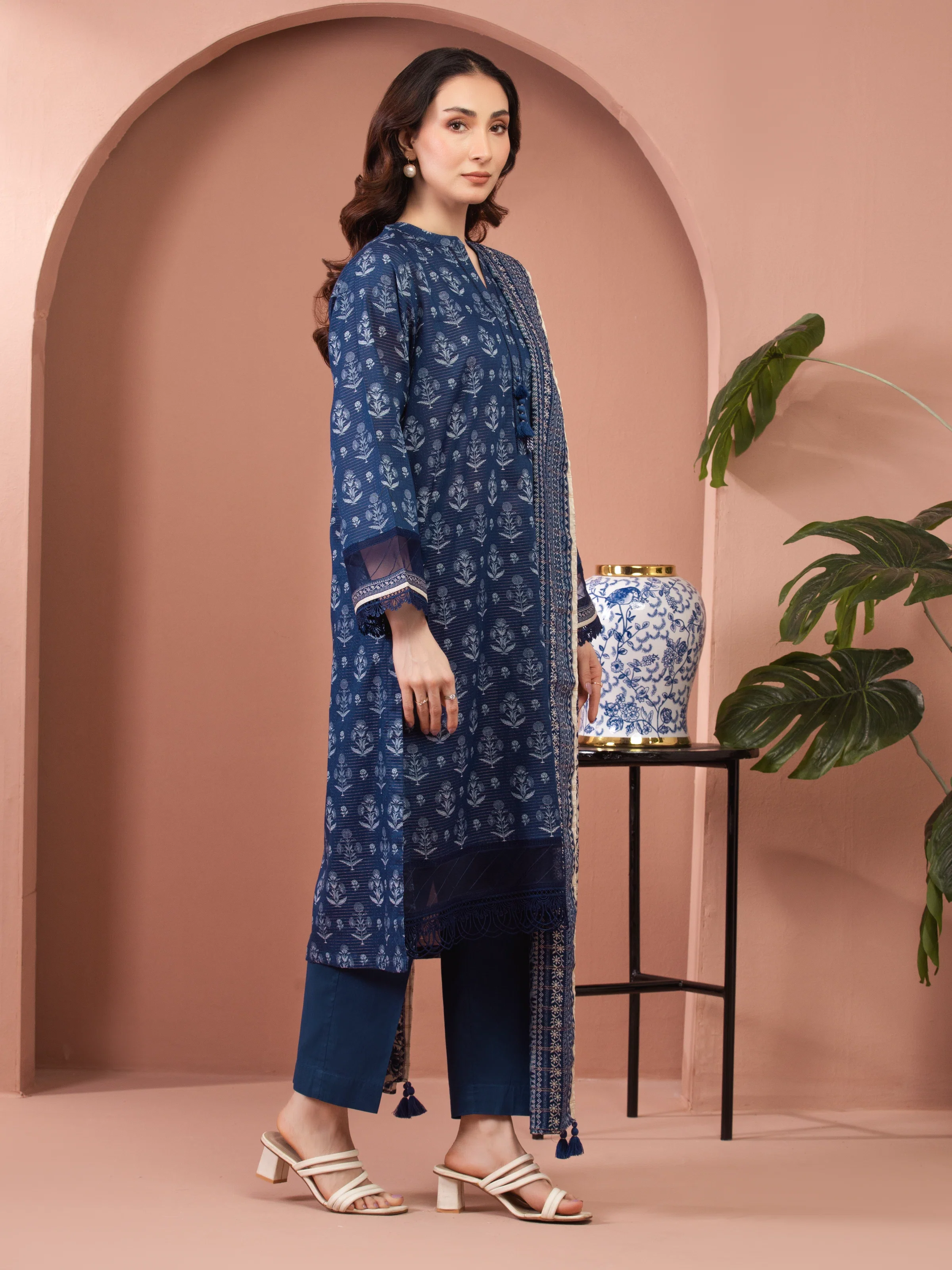 Unstitched Printed Zari Lawn Suit - EWU5M6-018-3P - Image 5