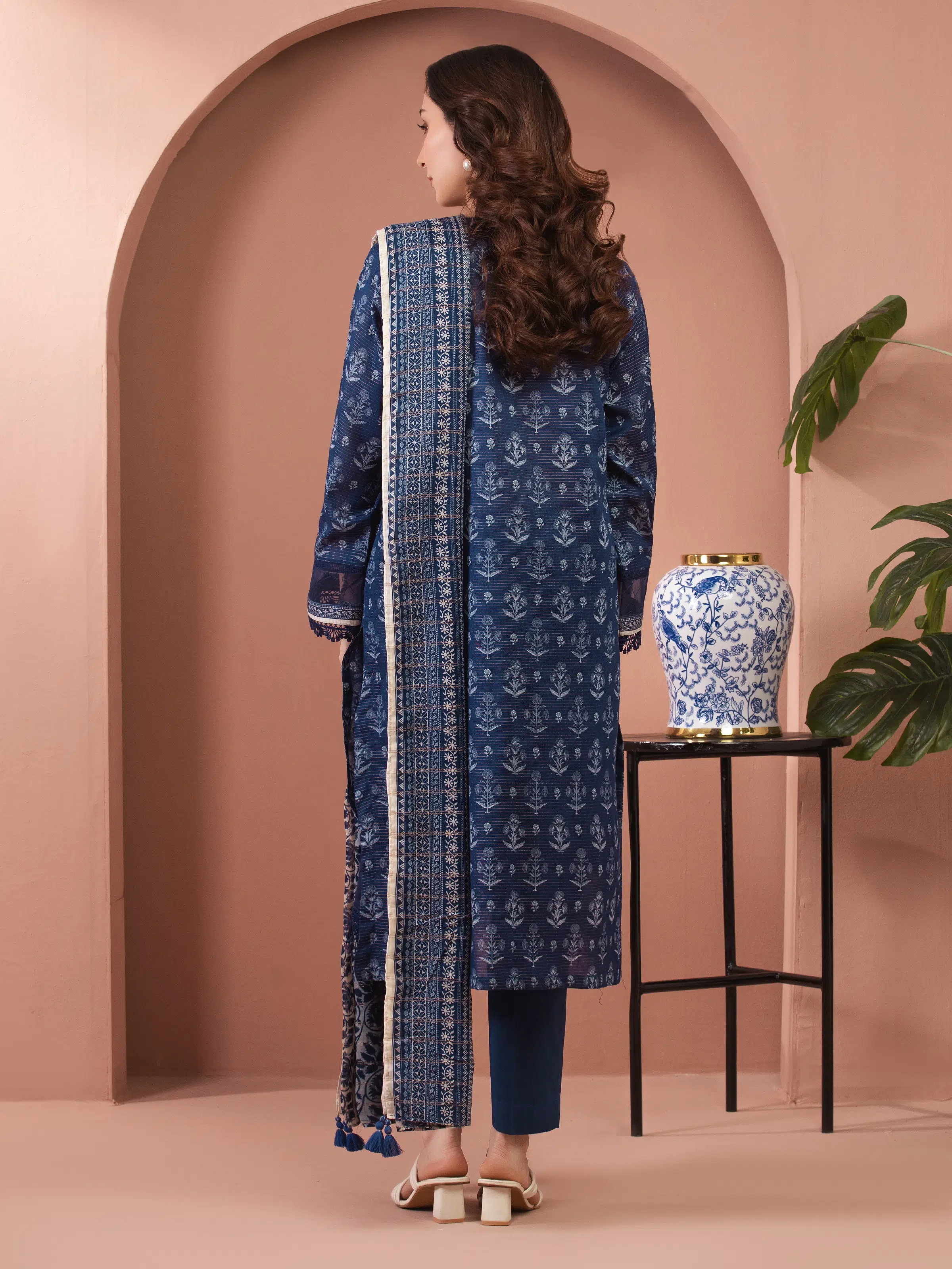 Unstitched Printed Zari Lawn Suit - EWU5M6-018-3P - Image 6