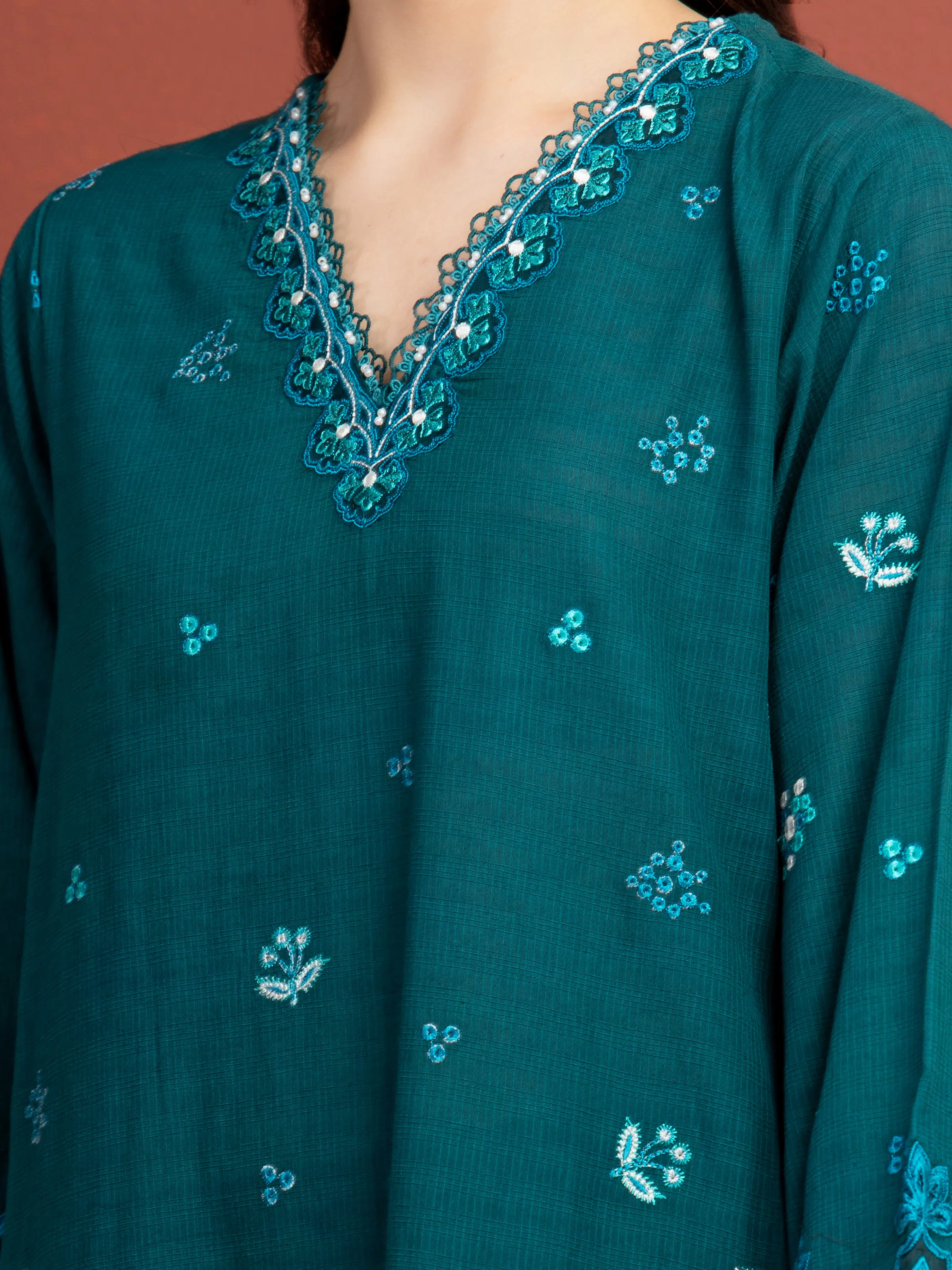 Unstitched Embroidered Lawn Suit - EWU5V1-31702-3P - Image 3