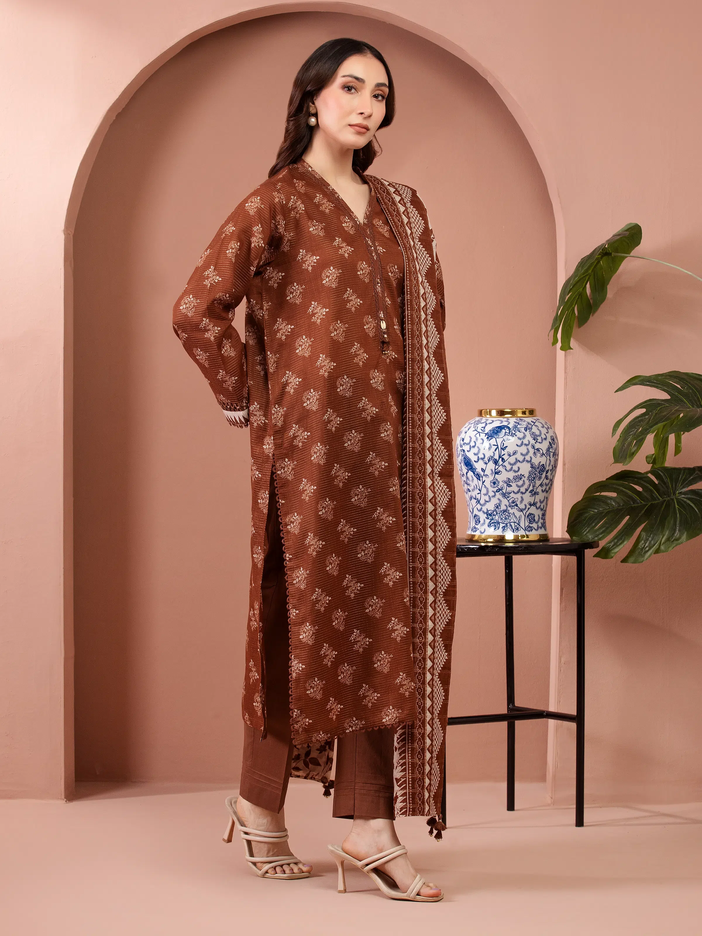 Unstitched Printed Zari Lawn Suit - EWU5M6-017-3P - Image 4