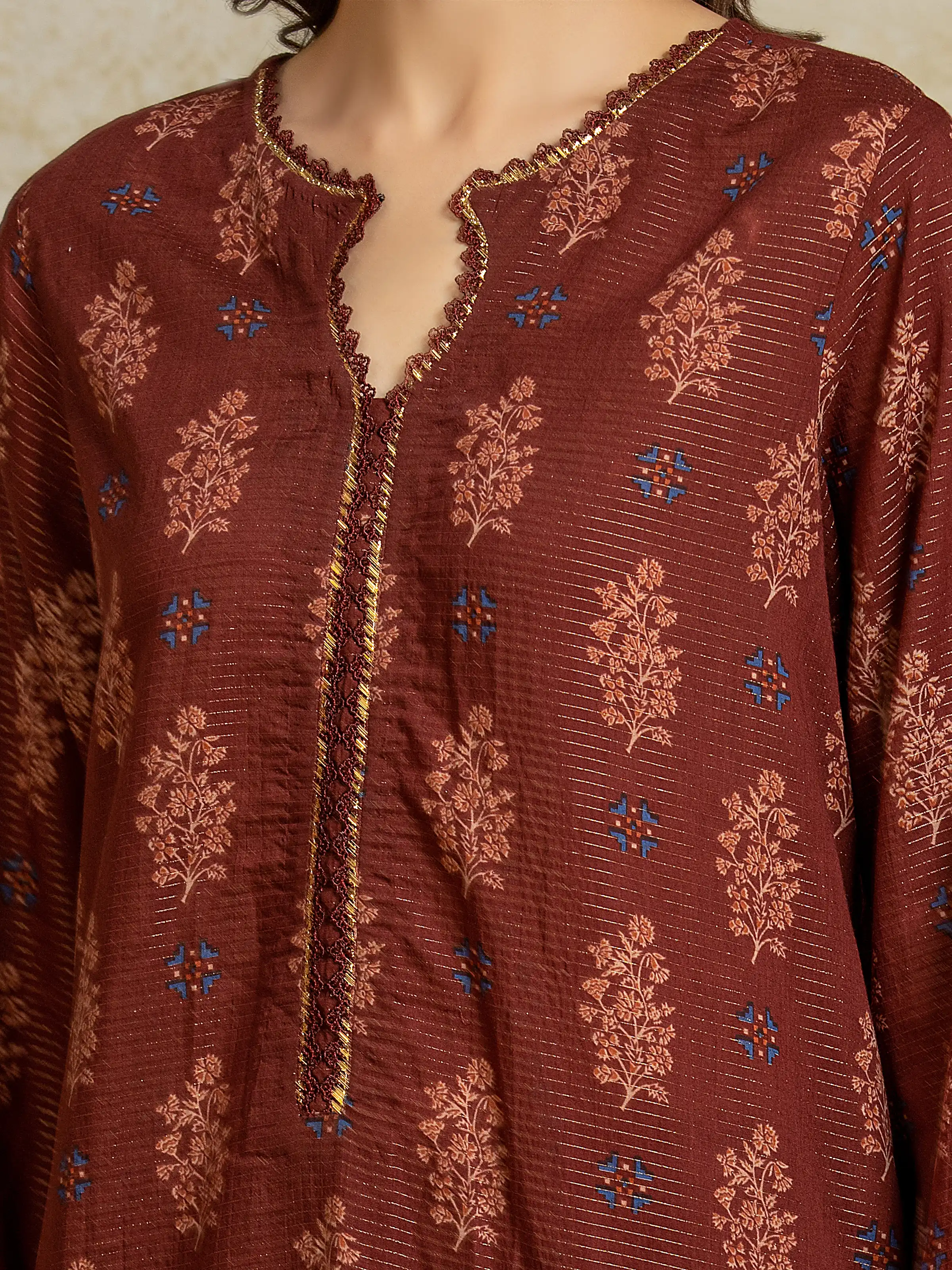 Unstitched Printed Zari Lawn Suit - EWU5M6-019-3P - Image 3