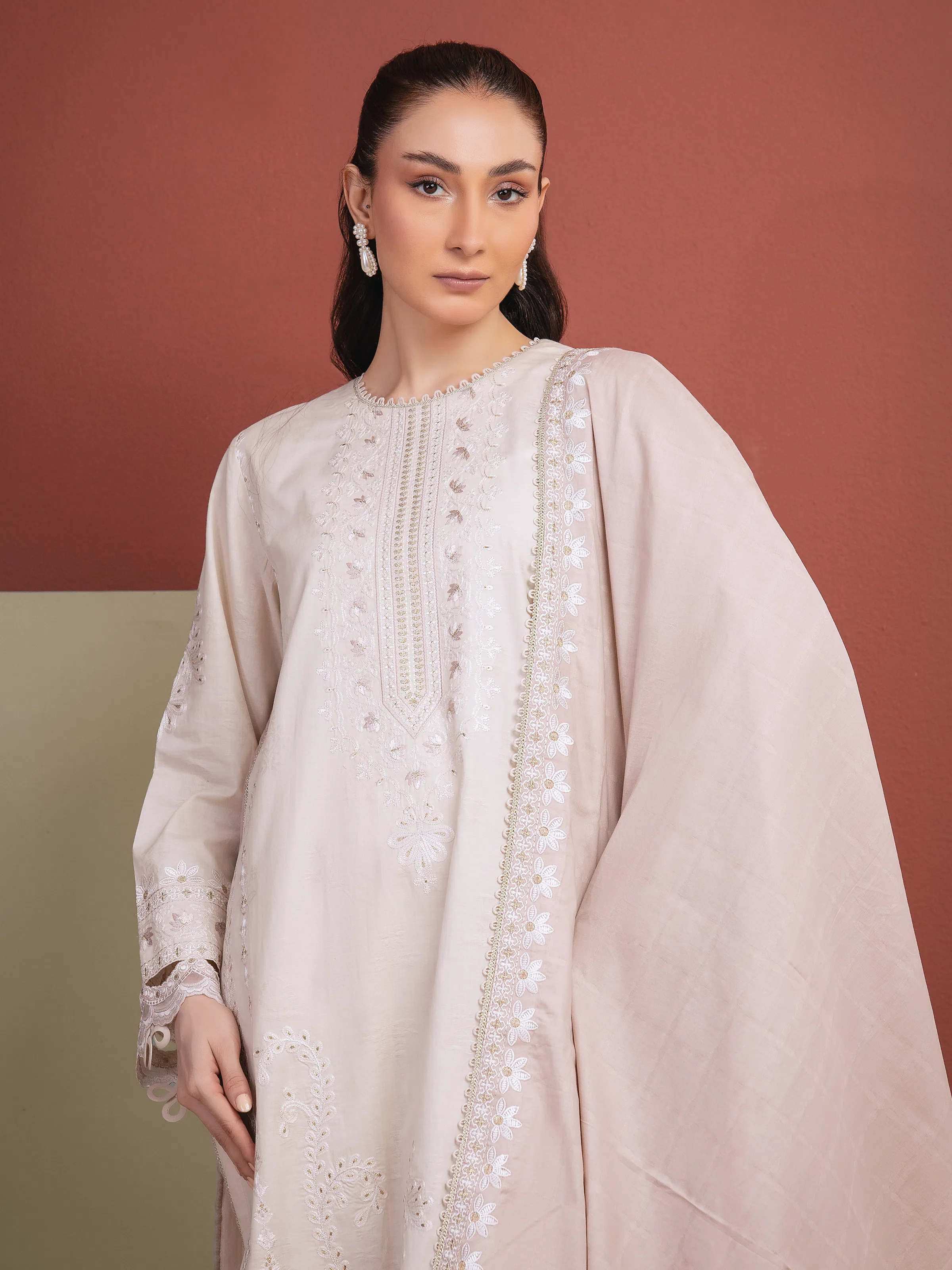 Unstitched Embroidered Jacquard Suit - EWU5V3-31156-3P - Image 2